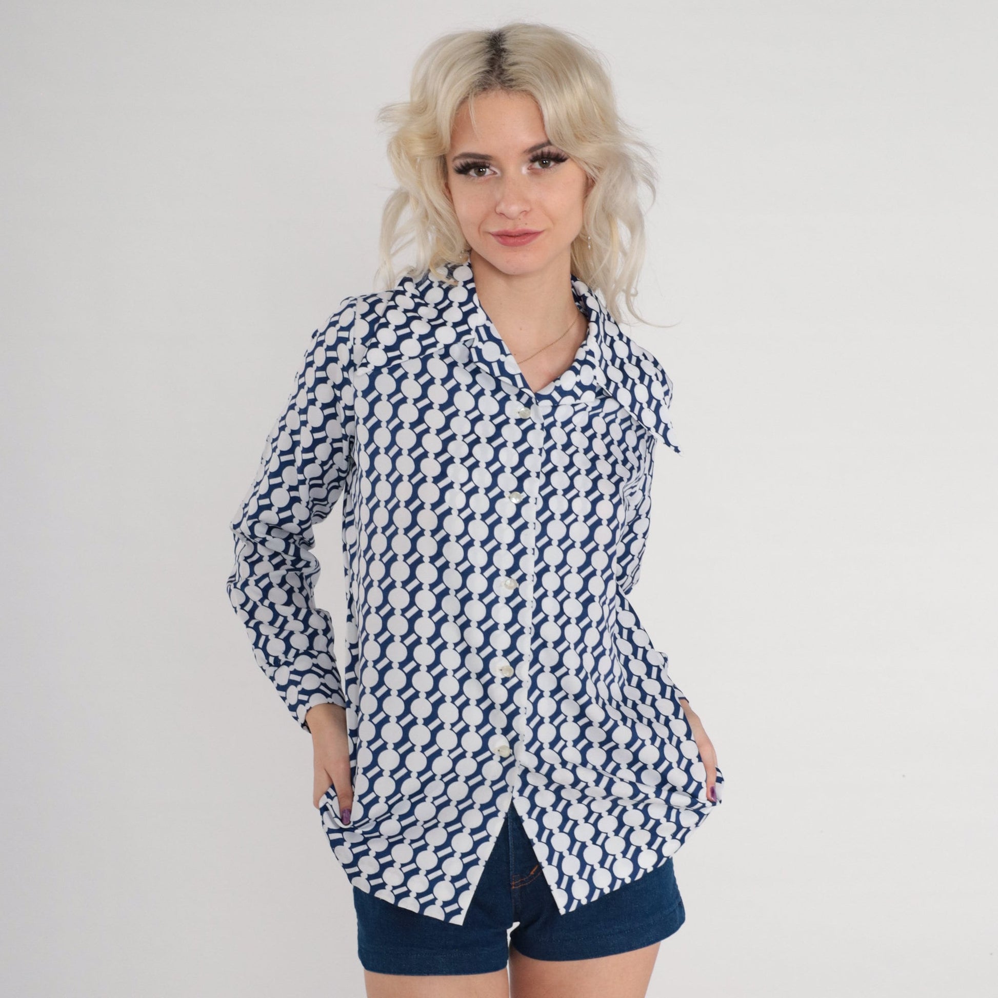 70s Geometric Dot Print Button-Up Blouse Wing Collar White Blue Medium