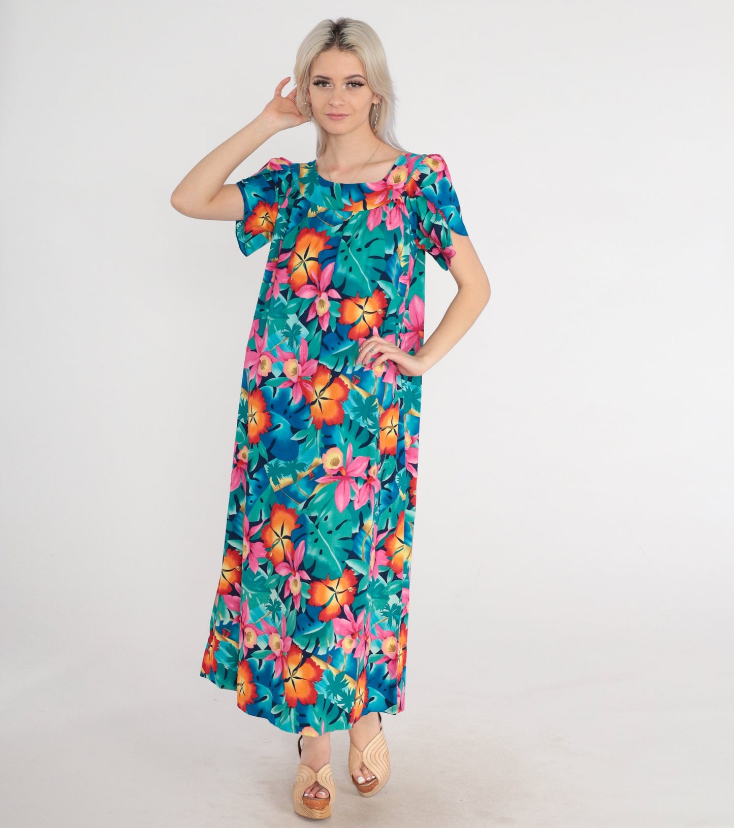 1970s Tropical Floral Maxi Dress Puff Sleeve Tent Cut Green Blue Orange Pink Medium