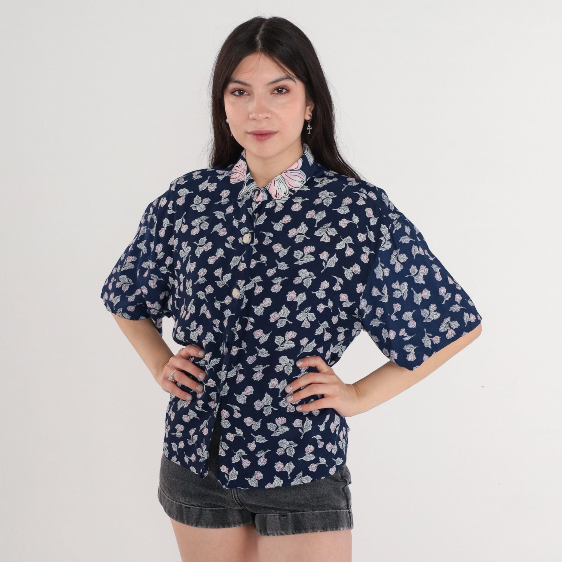 90s Navy Floral Button-Up Blouse Short Sleeve Collared Shirt Large L
