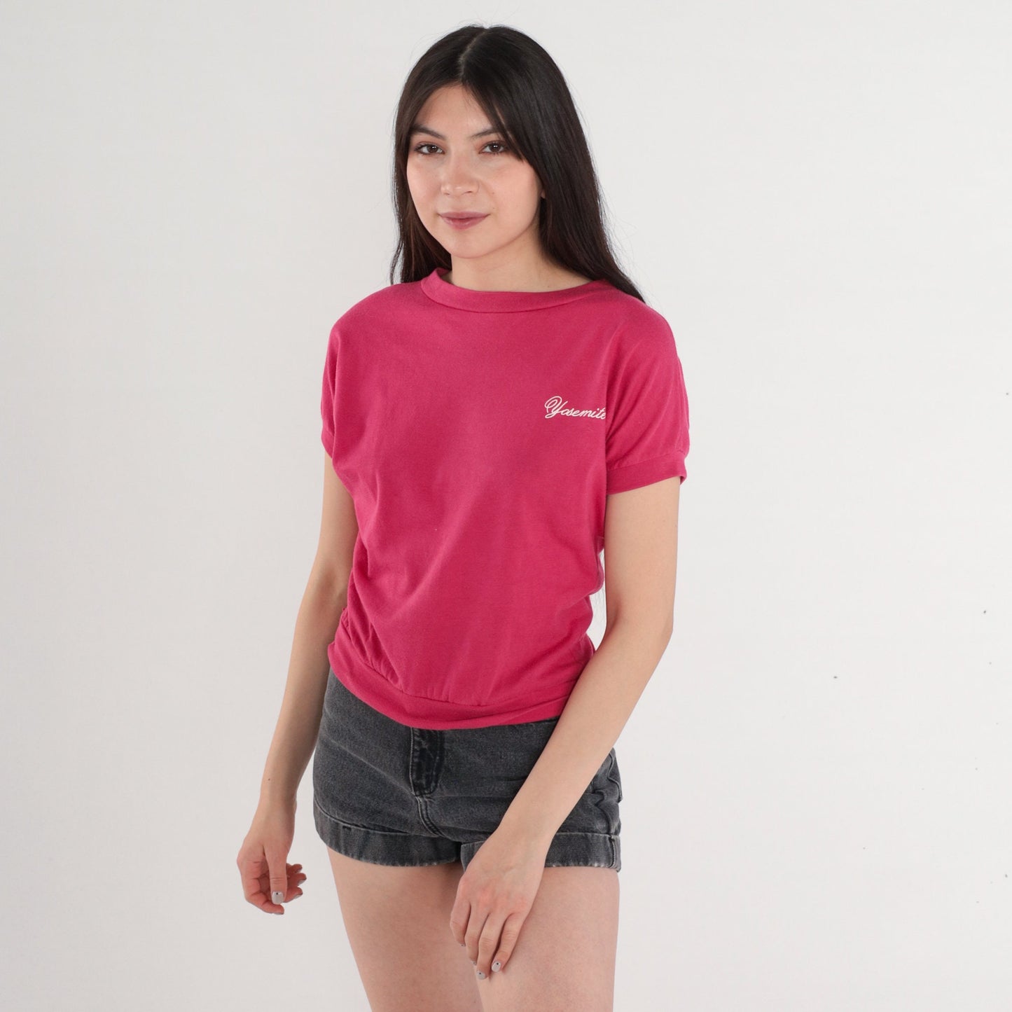 80s Yosemite National Park Embroidered T-Shirt Fuchsia Pink Banded Hem Small