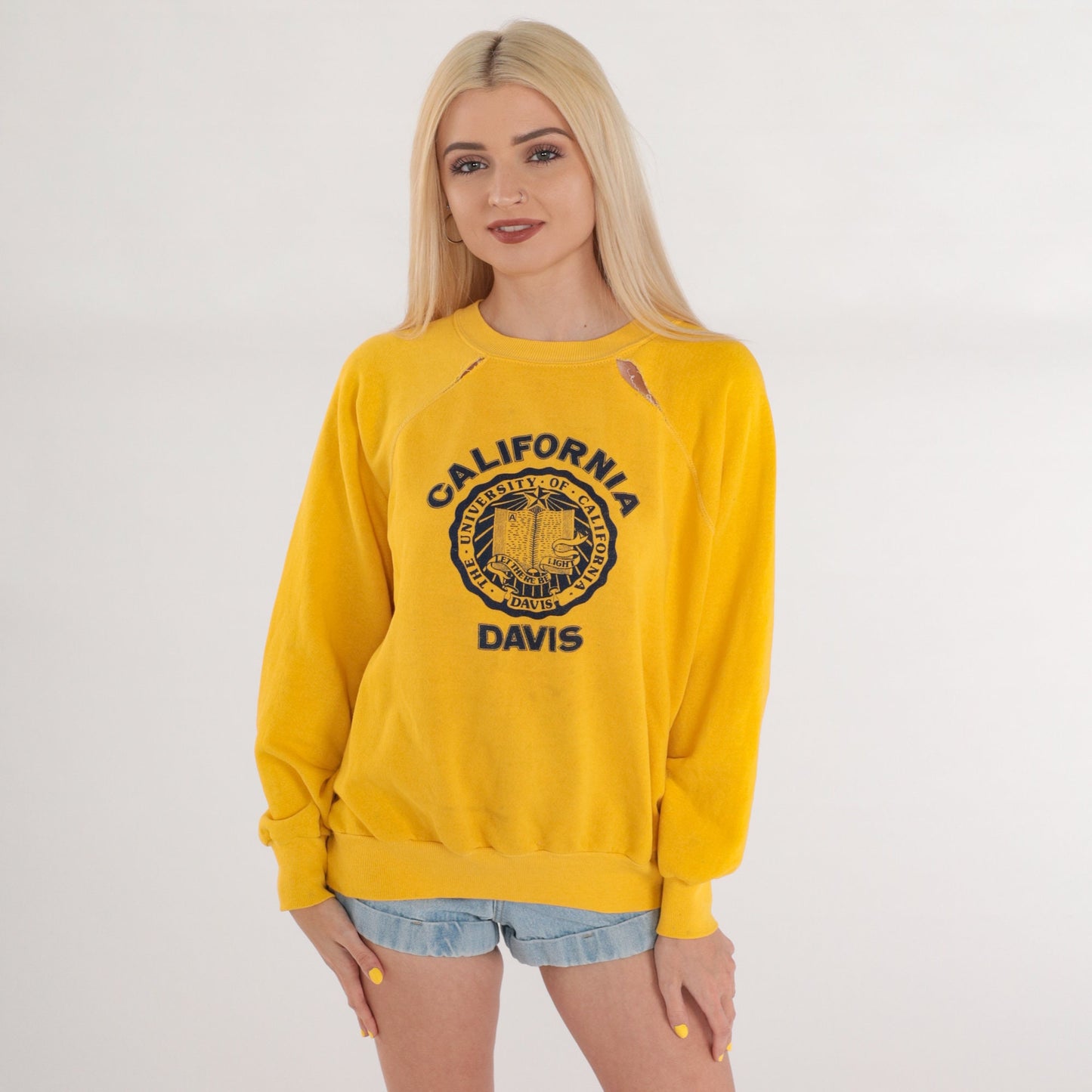 80s UC Davis Aggies Sweatshirt Yellow Raglan Graphic Distressed Small
