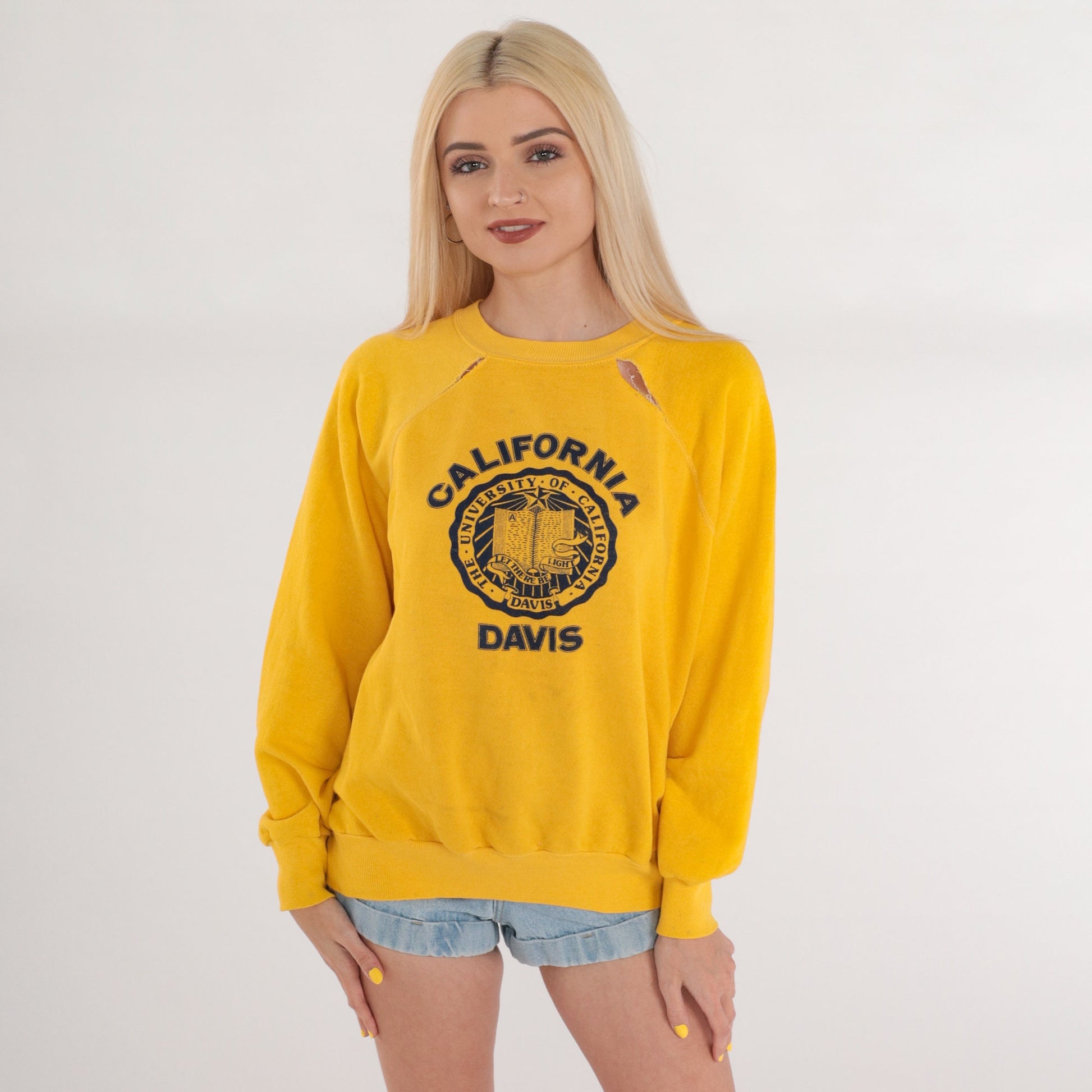 80s UC Davis Aggies Sweatshirt Yellow Raglan Graphic Distressed Small