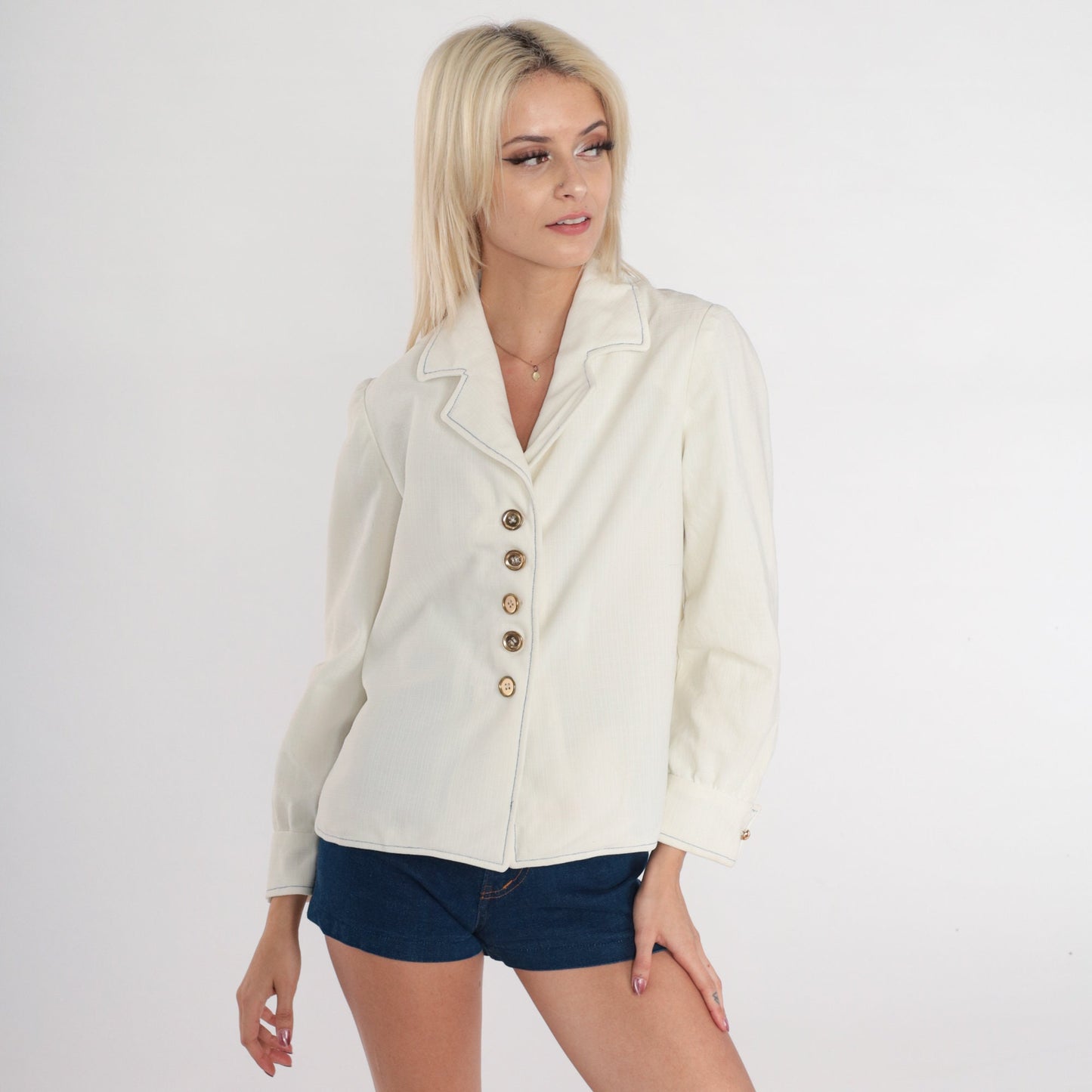 70s White Button-Up Blouse Notched Collar Long Sleeve Small