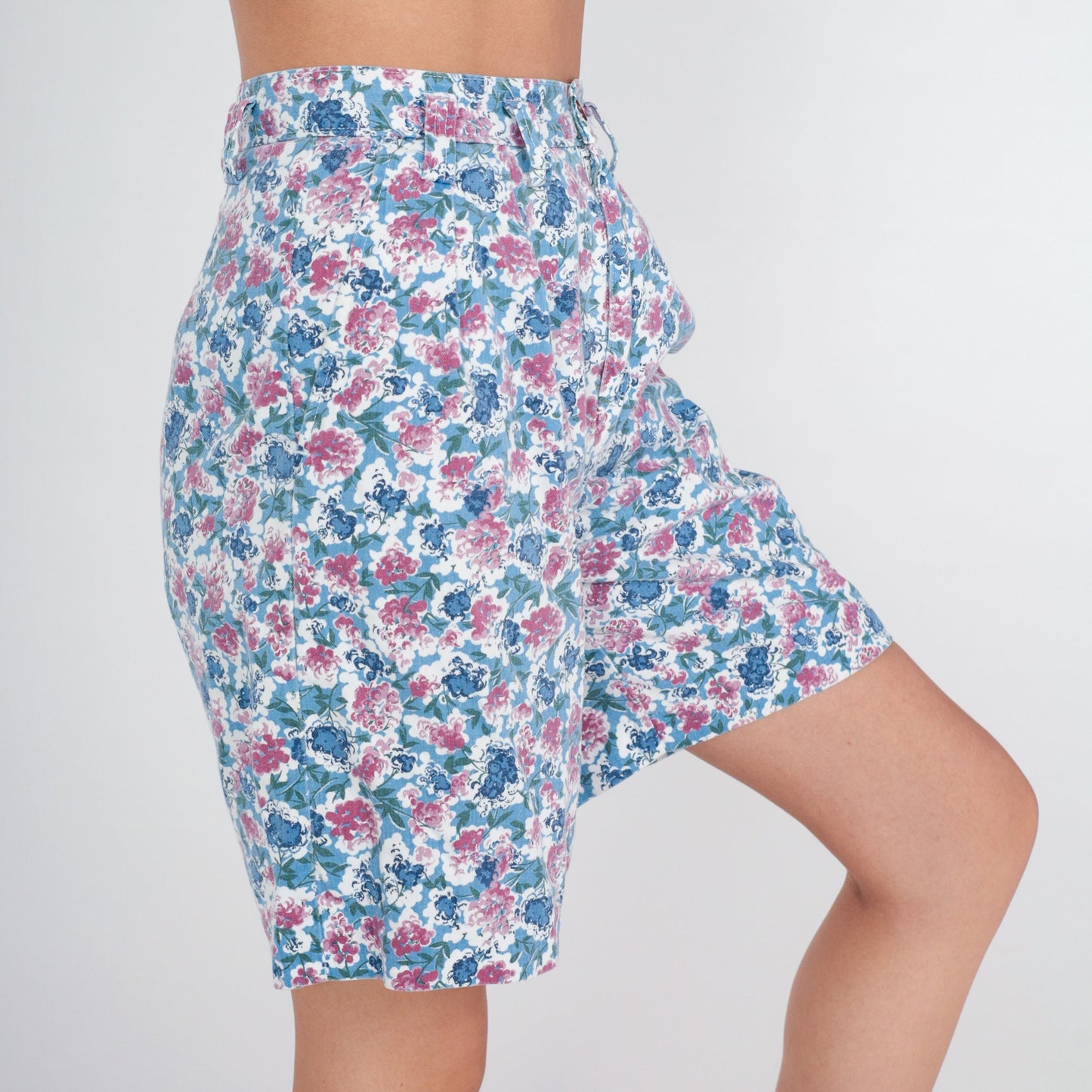 90s Hunters Run Floral Shorts High Waist White Blue Pink Knee Length Small