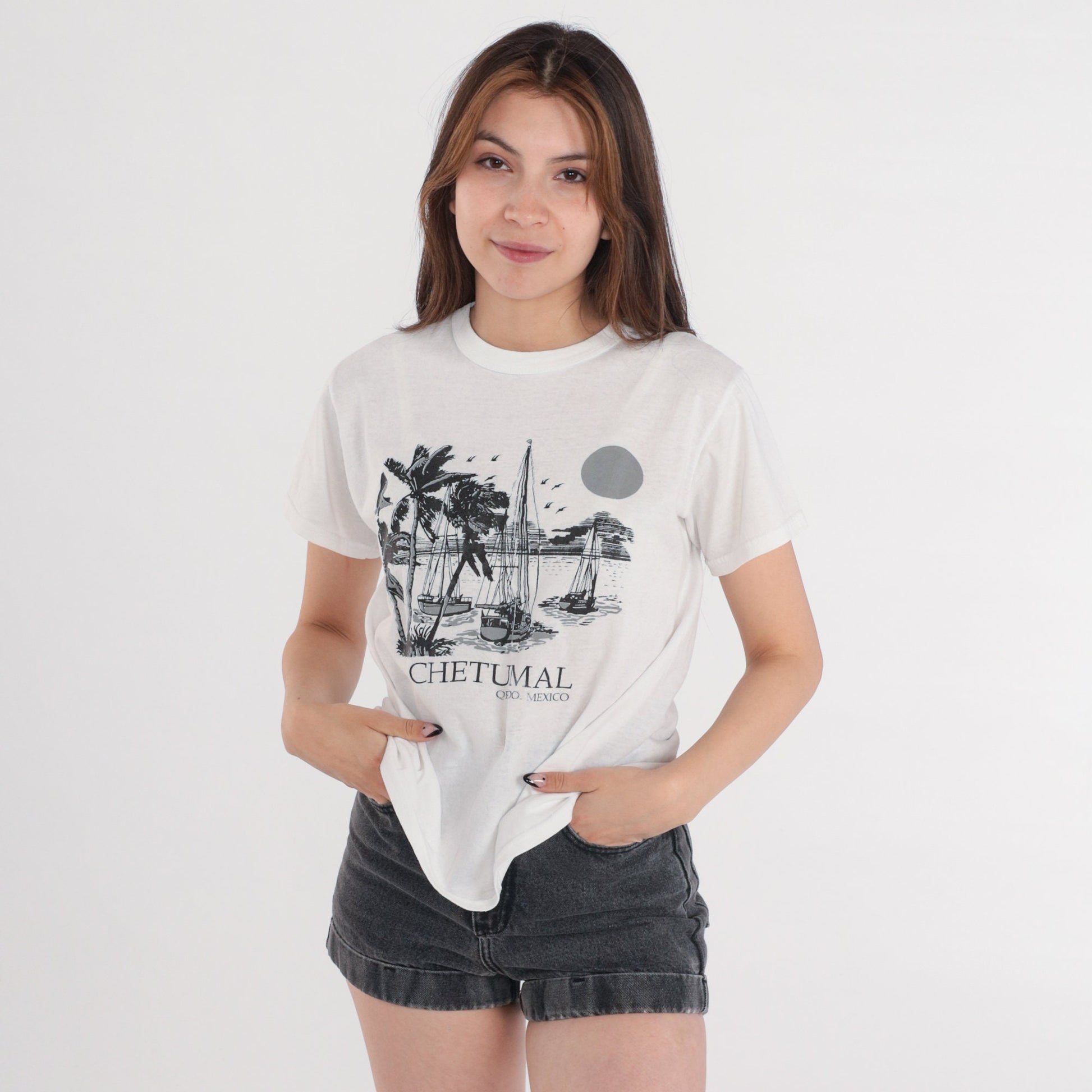 Y2K Chetumal Mexico Sailboat Graphic T-Shirt White Medium
