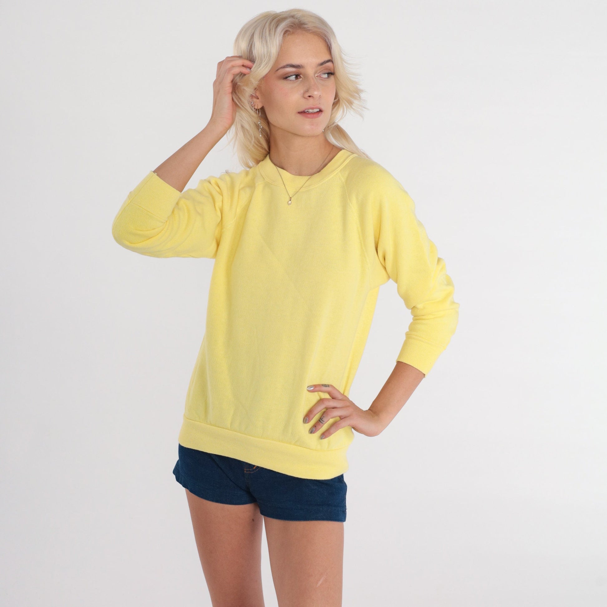 80s Yellow Crewneck Sweatshirt Raglan Sleeve Vintage Extra Small