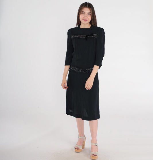 1950s Black Lace Trim Party Dress Shift Drop Waist Bow Tea Length Extra Small