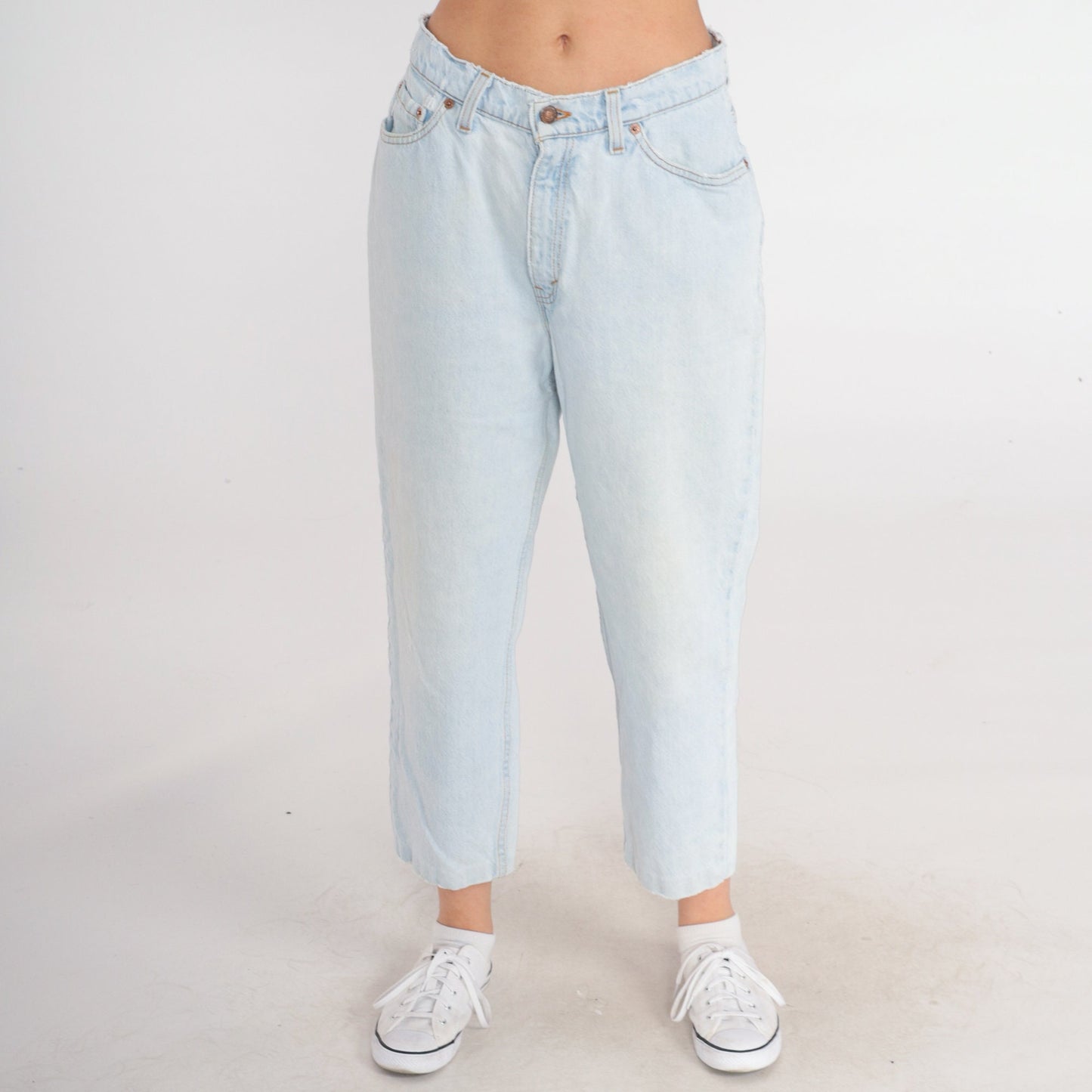 90s Levi's 512 High-Rise Mom Jeans Light Wash Tapered Cropped Medium Short