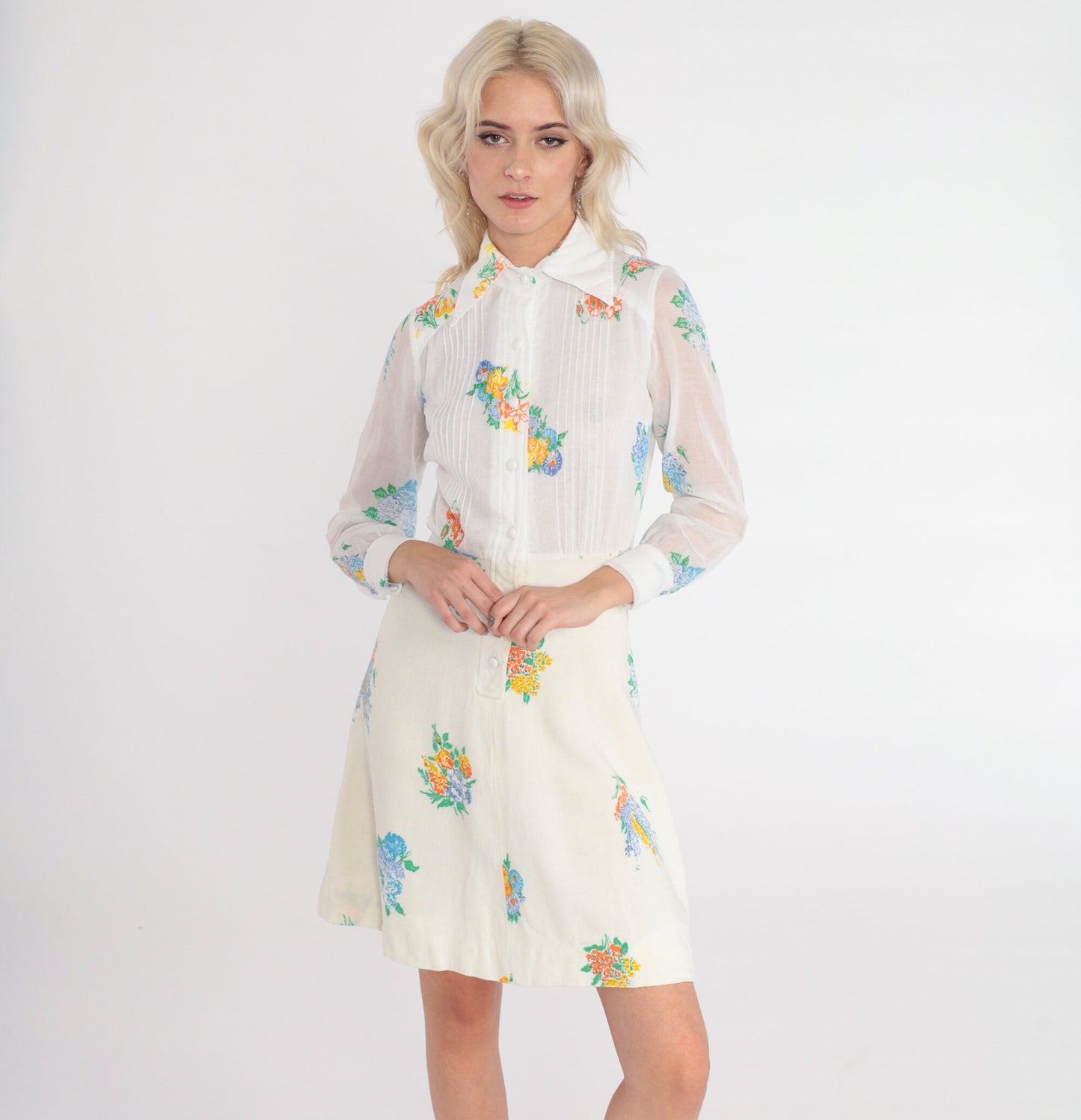 70s White Floral Mini Dress Dagger Collar High Waisted Button Up Long Sleeve Extra Small