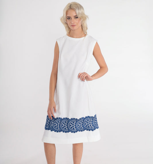 70s White Shift Dress Blue Mandala Print Sleeveless Knee-Length Medium