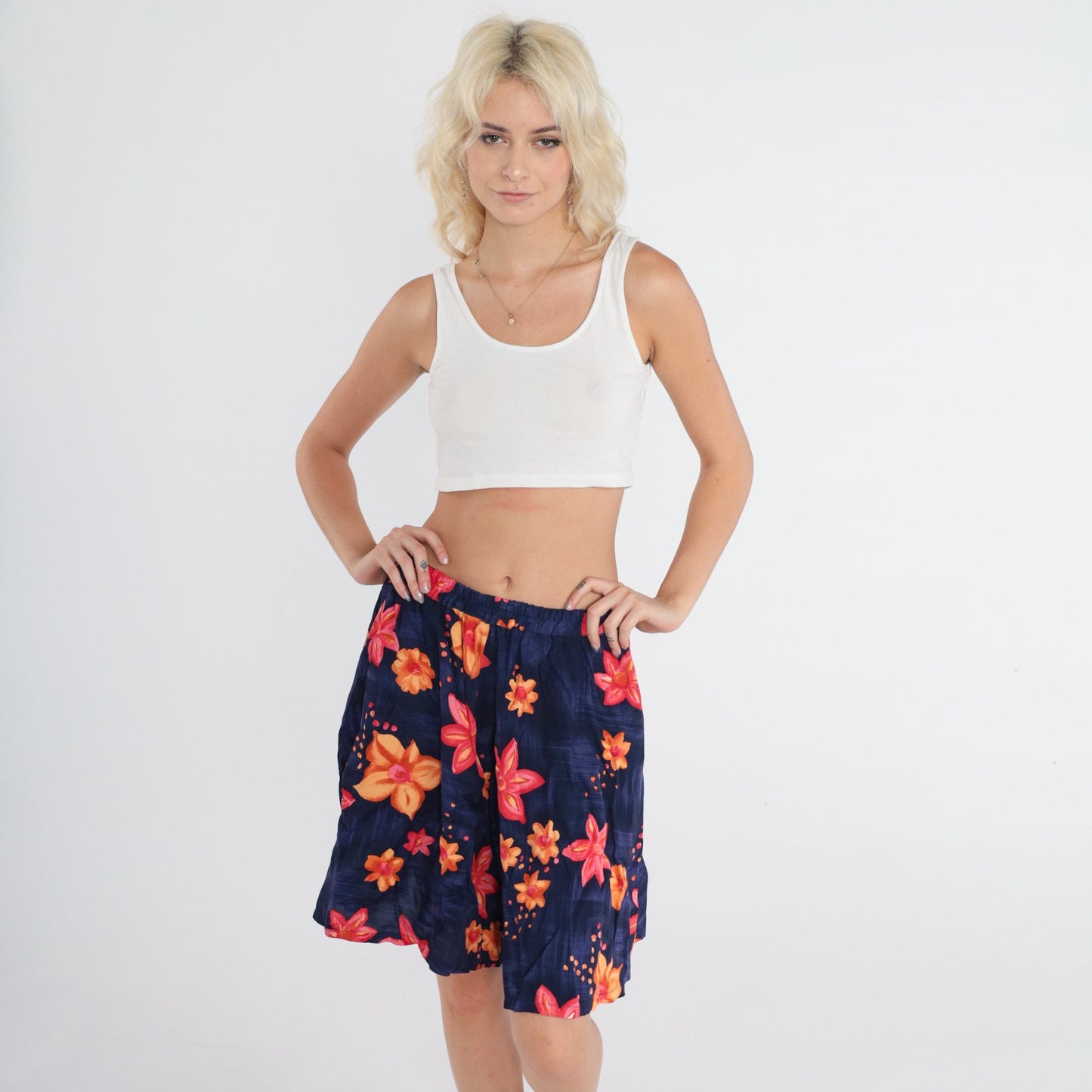 90s Tropical Floral High-Waisted Shorts Wide Leg Purple Print Small