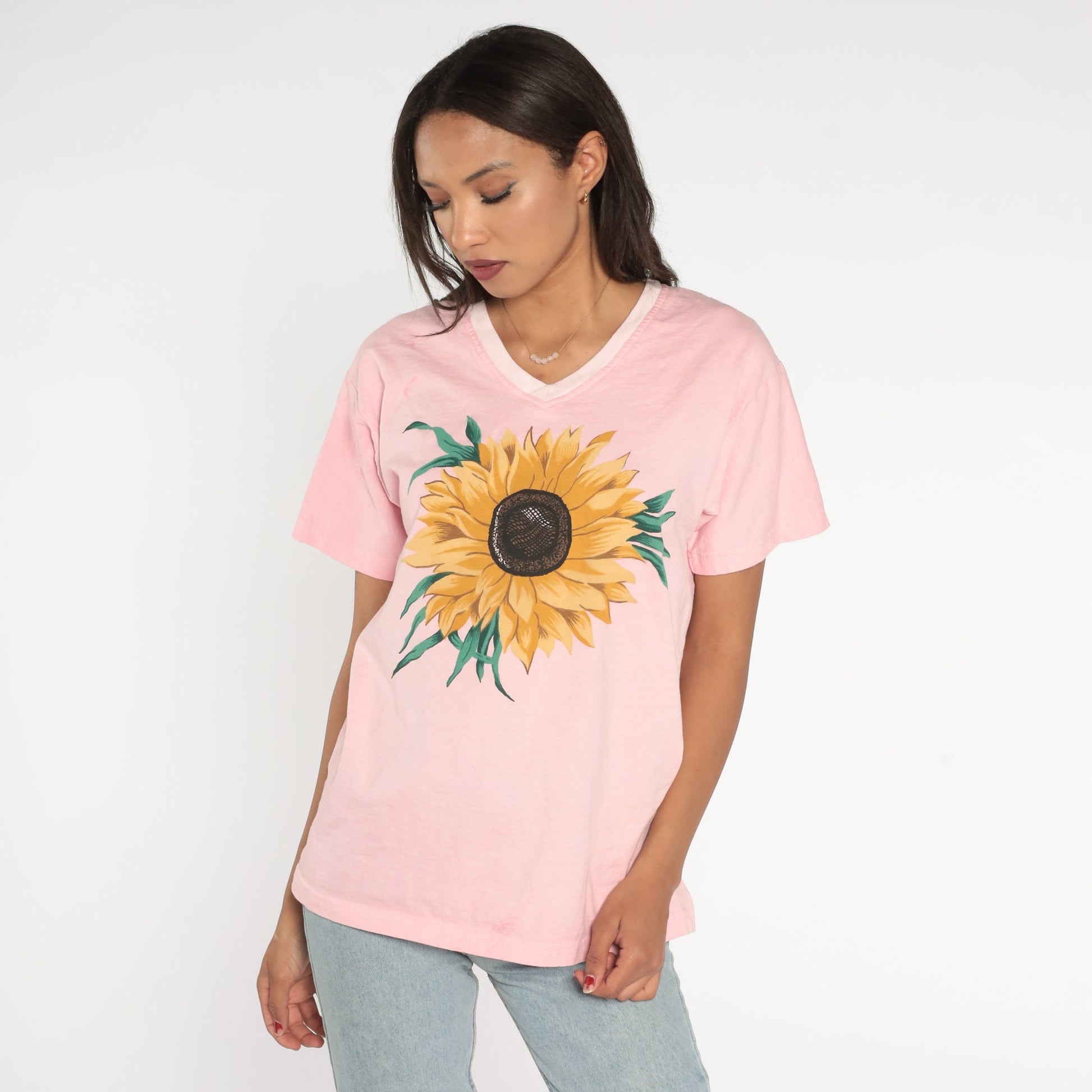 90s Sunflower Graphic T-Shirt Baby Pink V-Neck Cotton Tee Small