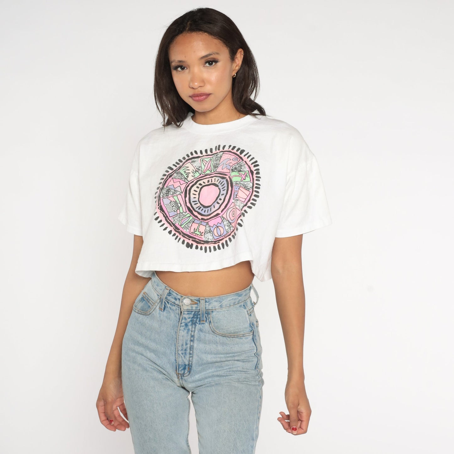 90s Crop Top White Beach Medallion Graphic T-Shirt Small