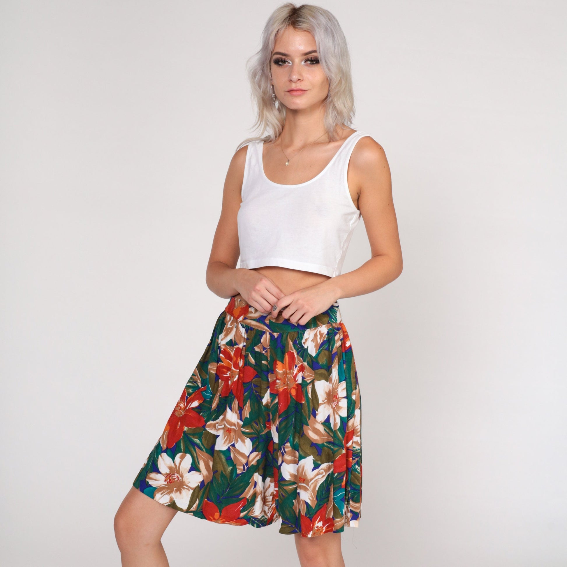 90s Tropical Floral Hibiscus Pleated High-Waist Shorts Rayon Medium M