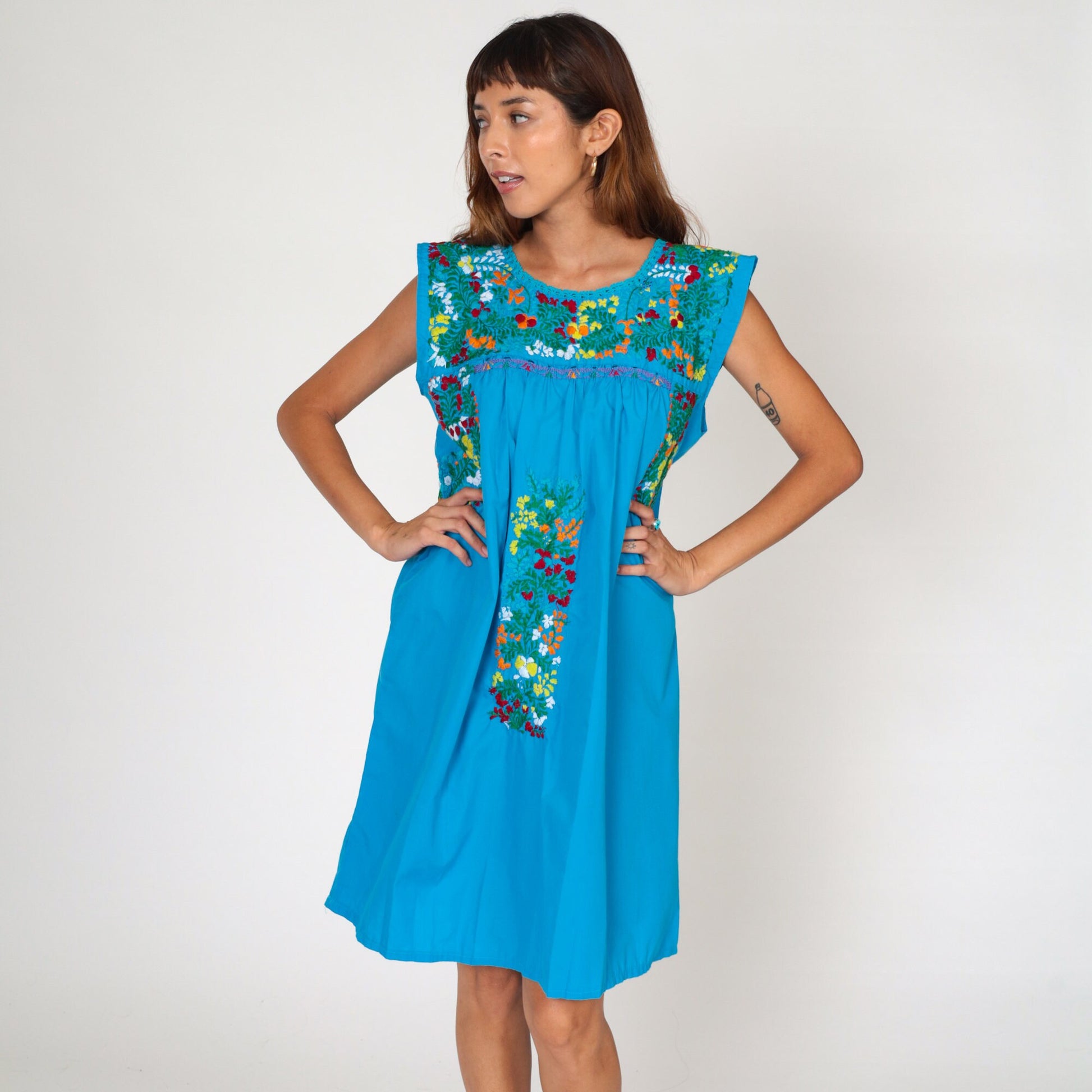 70s Mexican Oaxacan Embroidered Cotton Dress Turquoise Cap Sleeve Small Medium