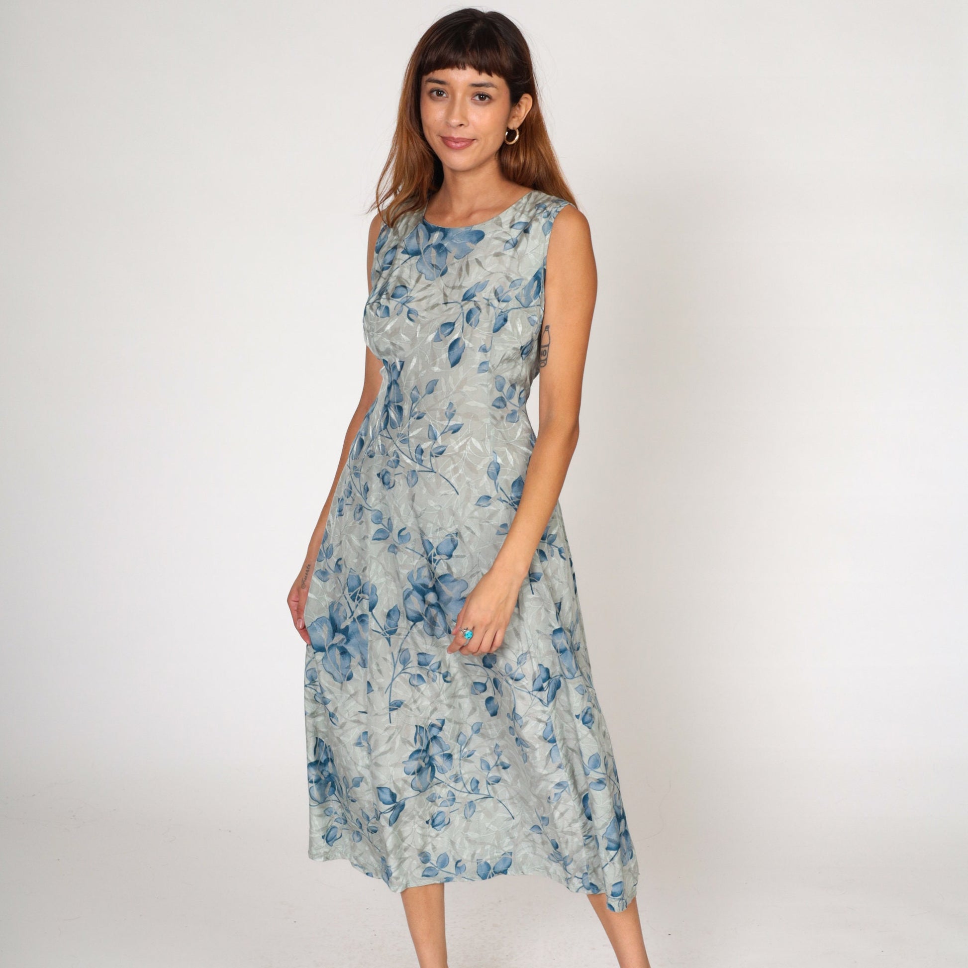 00s Fashion Bug Floral Midi Dress Grey Blue Embossed Leaf Sleeveless Medium 10