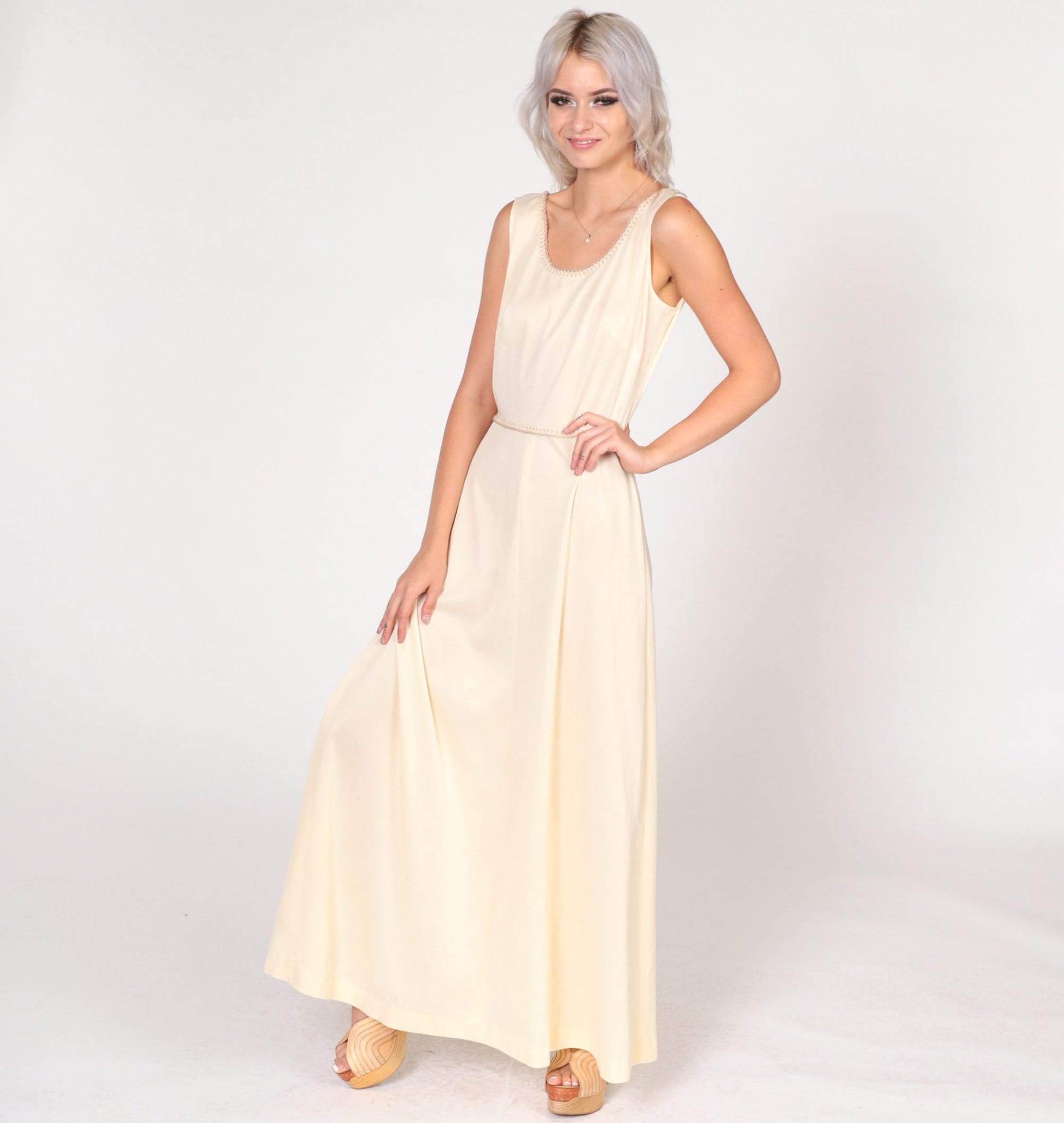 70s Cream Maxi Dress Sleeveless High Waist Scalloped Trim Small