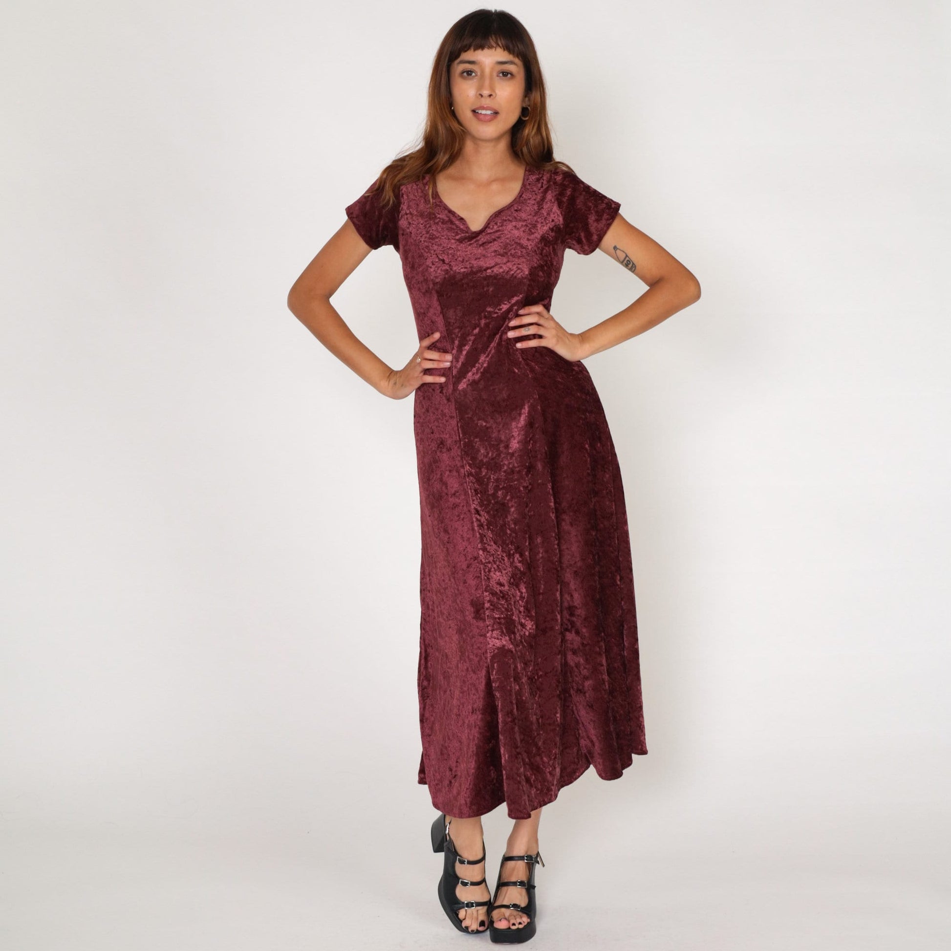 90s Maroon Velvet Maxi Dress Short Sleeve Strappy Back Small S
