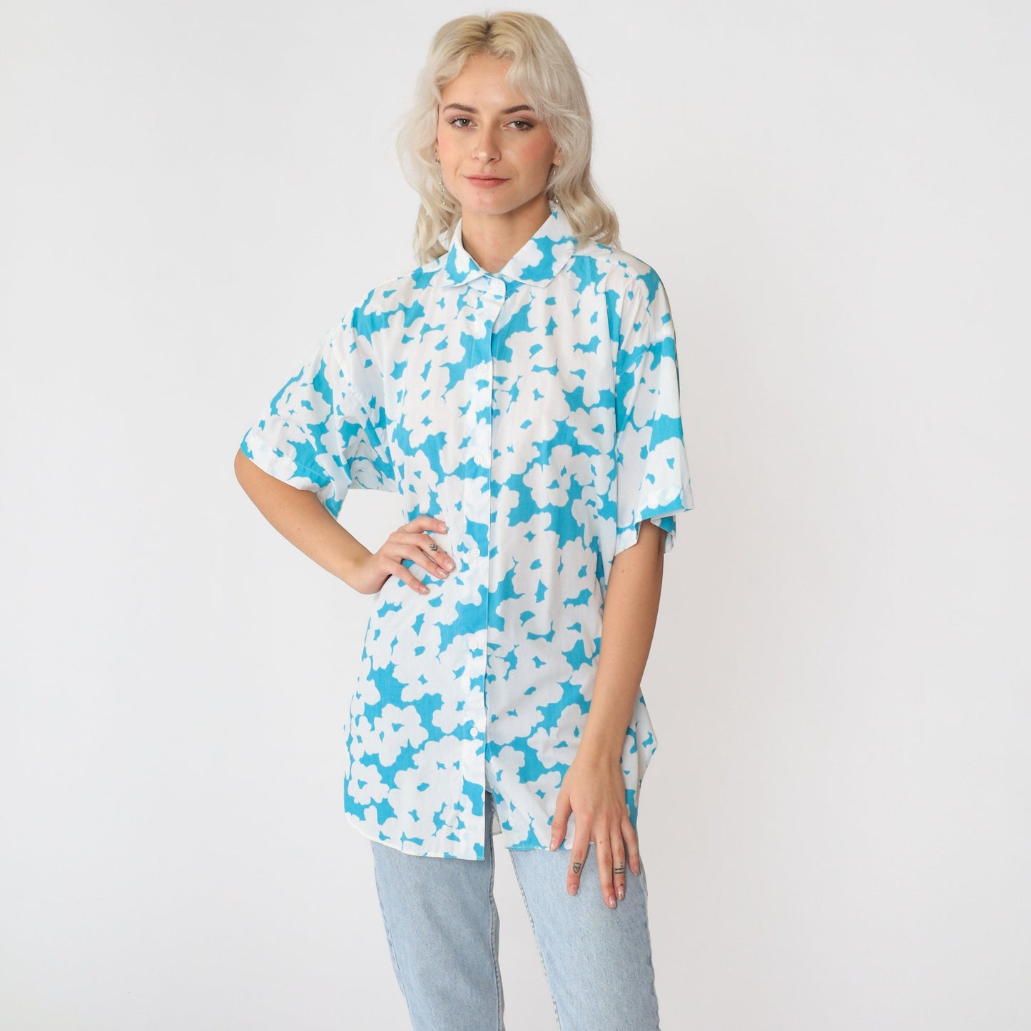 90s Diane Von Furstenberg Abstract Floral Button-Up Blouse White Blue Medium