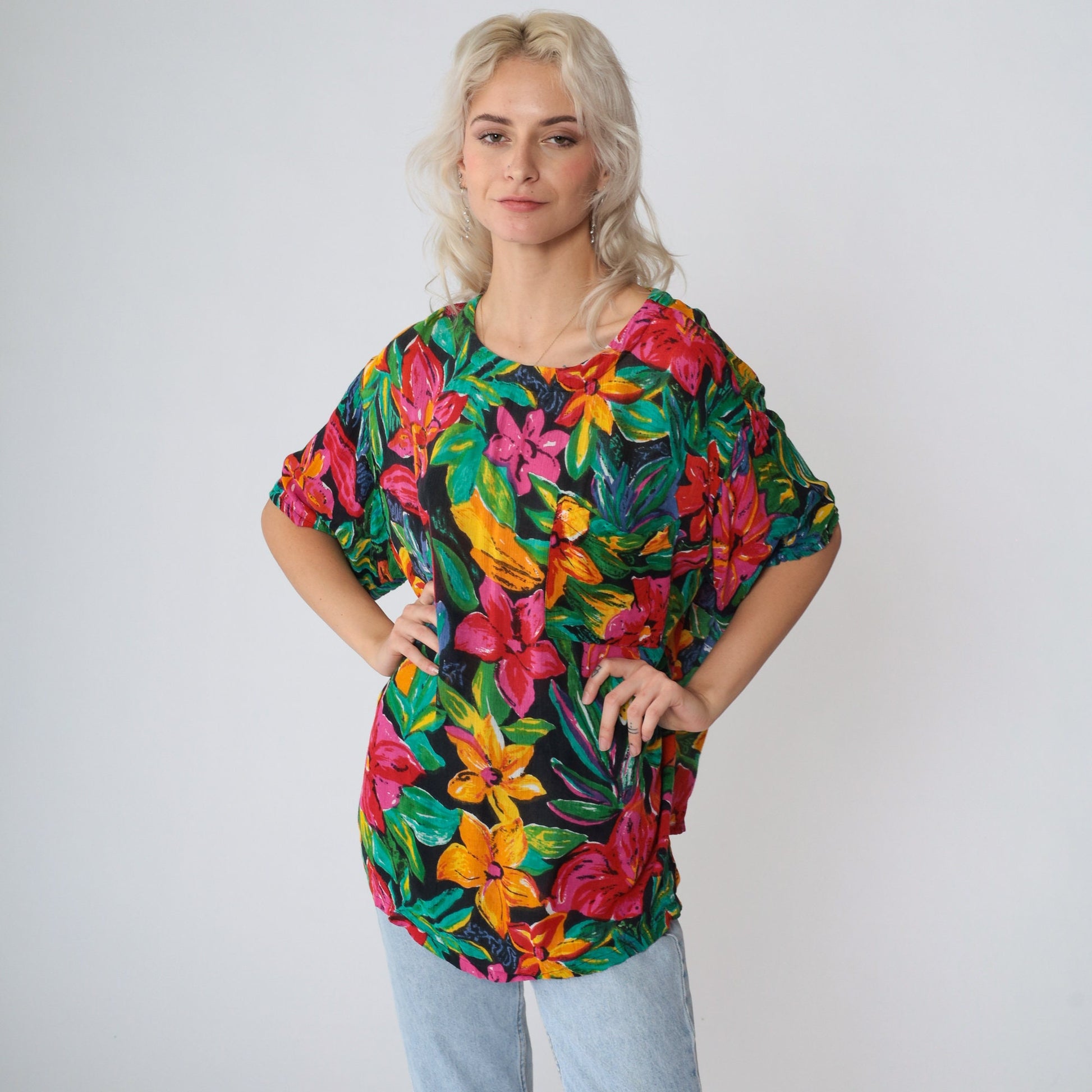 Y2K Tropical Floral Blouse Carole Little Short Sleeve Chest Pocket Medium