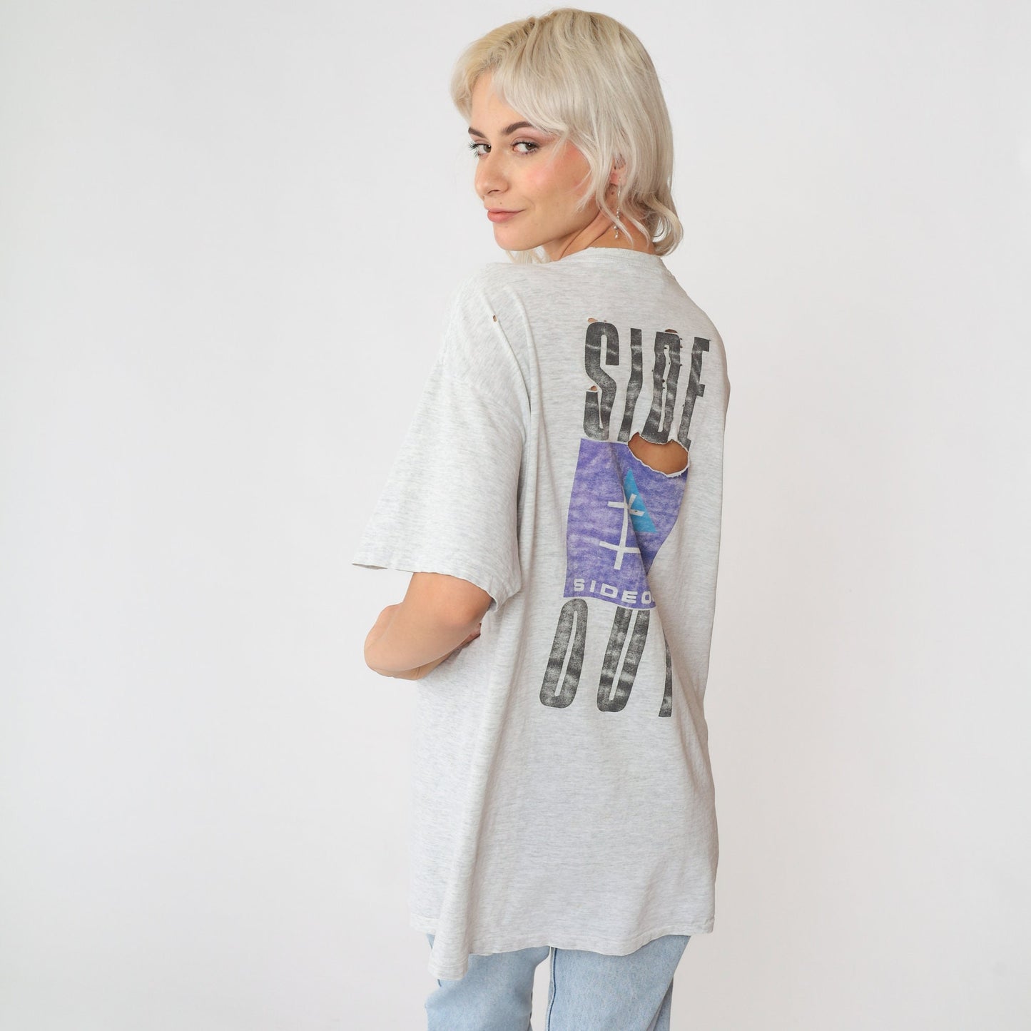 90s Sideout Volleyball Graphic T-Shirt Heather Grey Distressed Extra Large XL