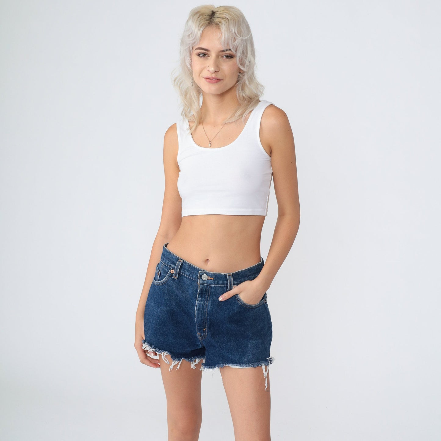 Levi's 550 80s Dark Wash Denim Shorts High Rise Frayed Hem Small