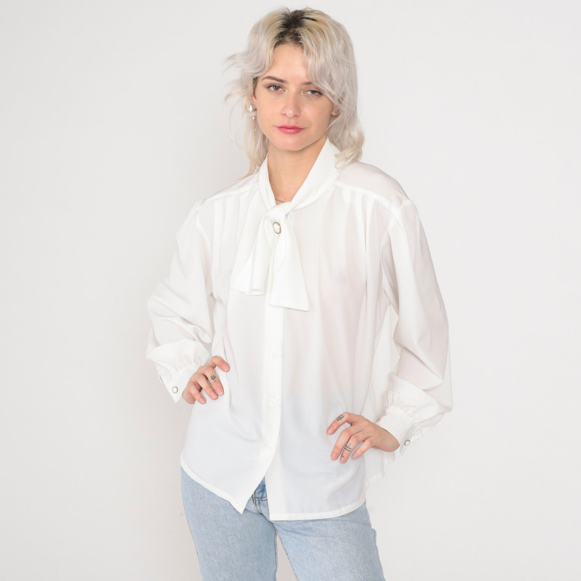 90s Koret White Button-Up Blouse Ascot Tie Long Sleeve Large L