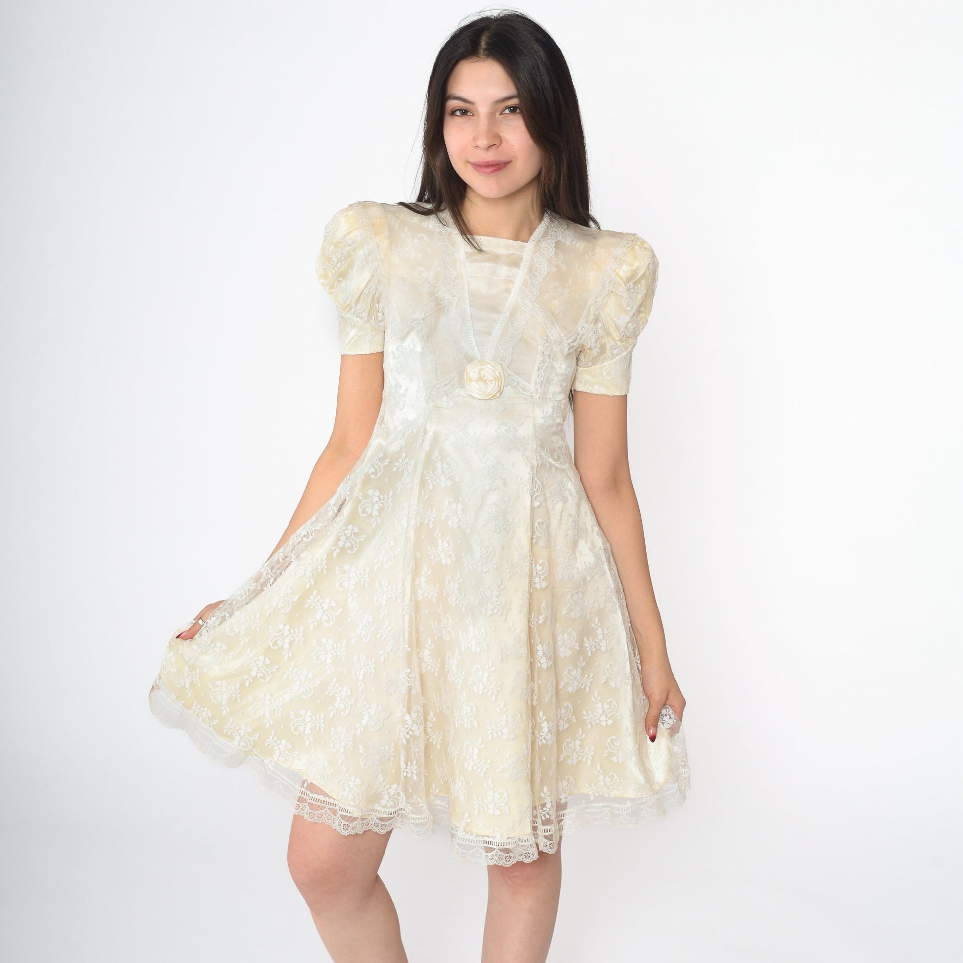 80s Jessica McClintock White Lace Mini Dress Yellow Puff Sleeve Rosette 2XS