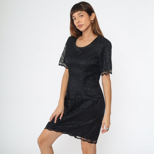 90s My Michelle Black Lace Mini Dress Scalloped Sheath Scoop Neck Medium