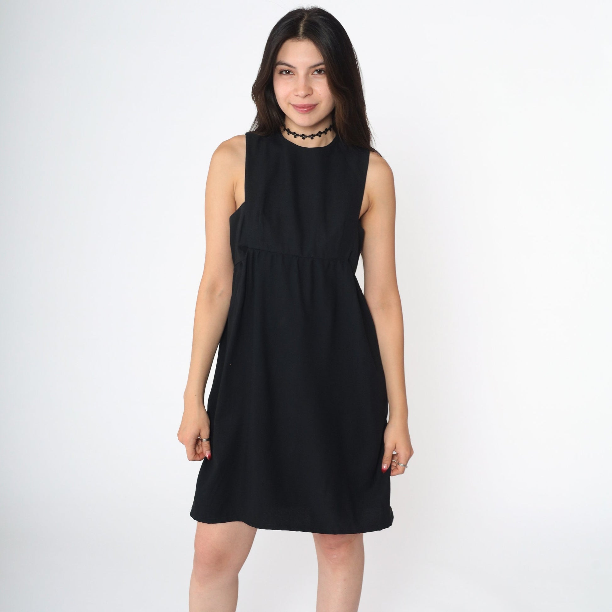 60s Black Mini Shift Dress Keyhole Back Empire Waist Sleeveless Small