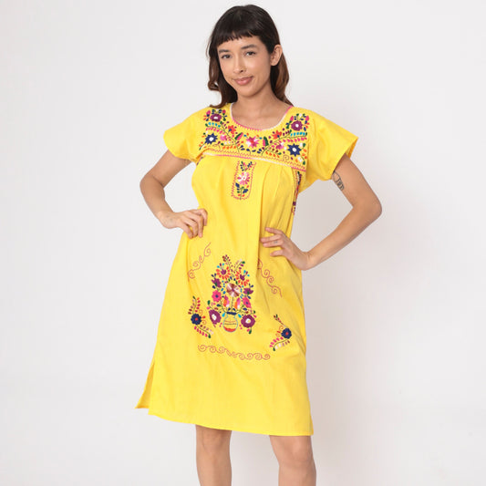 90s Mexican Yellow Cotton Midi Dress Floral Embroidered Short Sleeve Extra Small