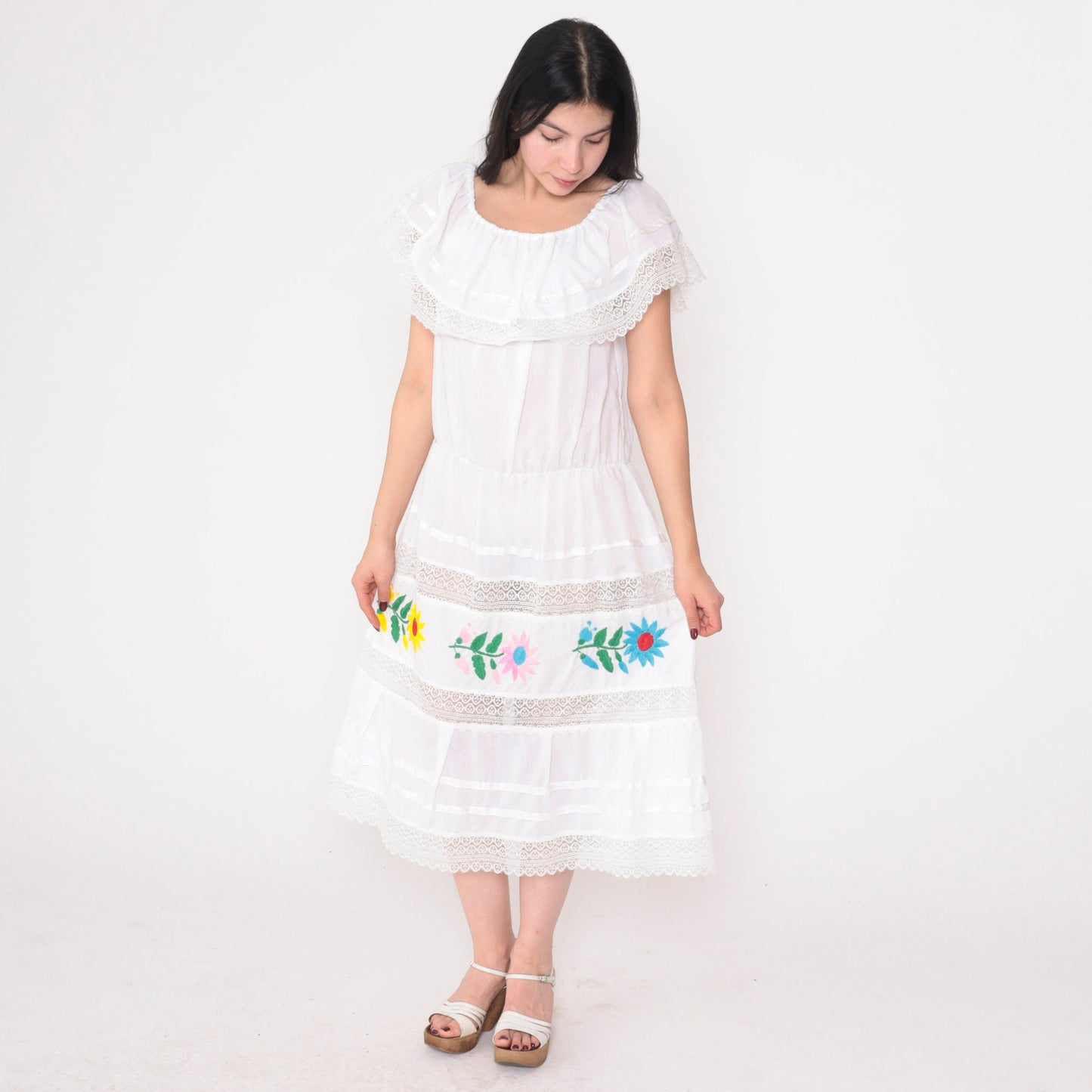 80s White Floral Embroidered Off-Shoulder Midi Dress Tiered Skirt Medium Large