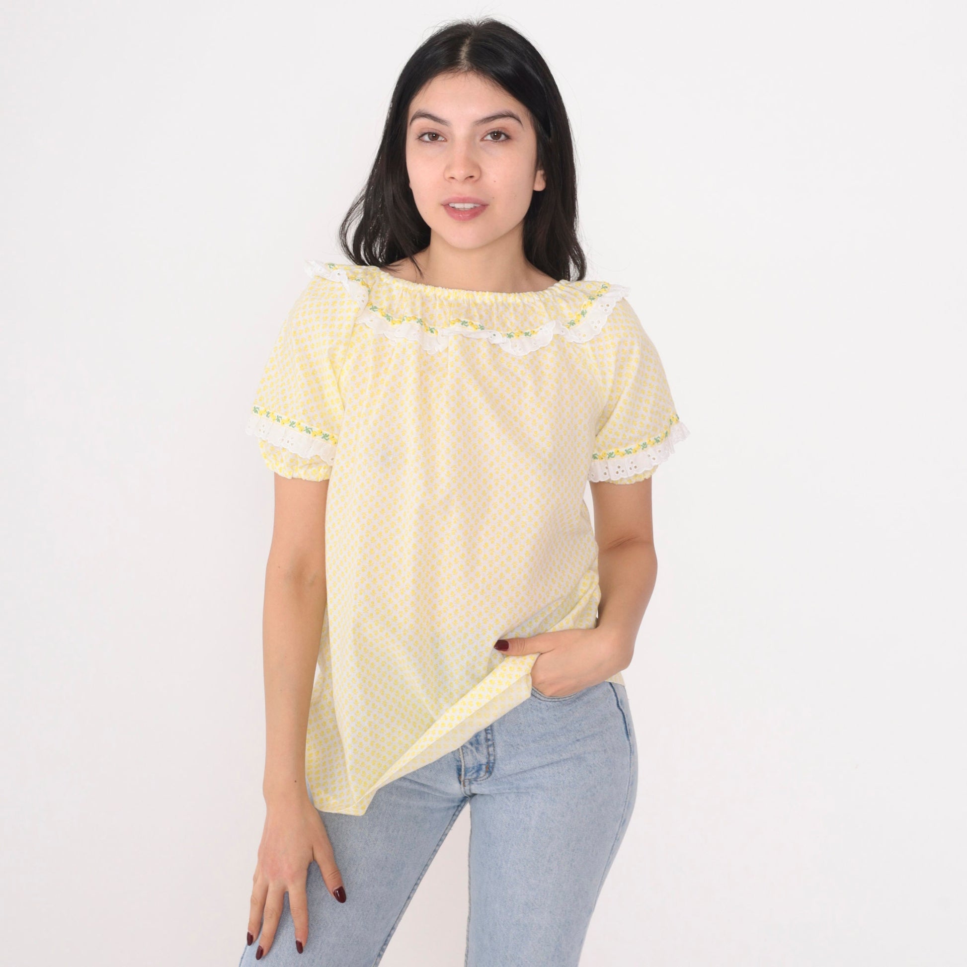70s Yellow Floral Peasant Blouse Puff Sleeve Eyelet Lace Trim Small