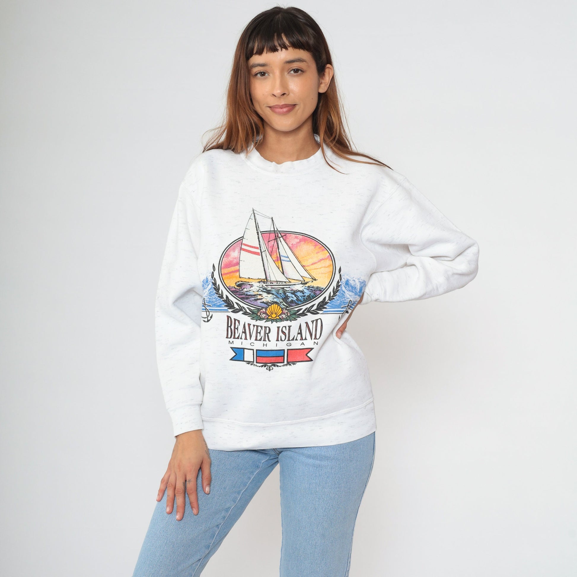 90s Beaver Island Michigan Sailboat Sweatshirt White Crewneck Medium