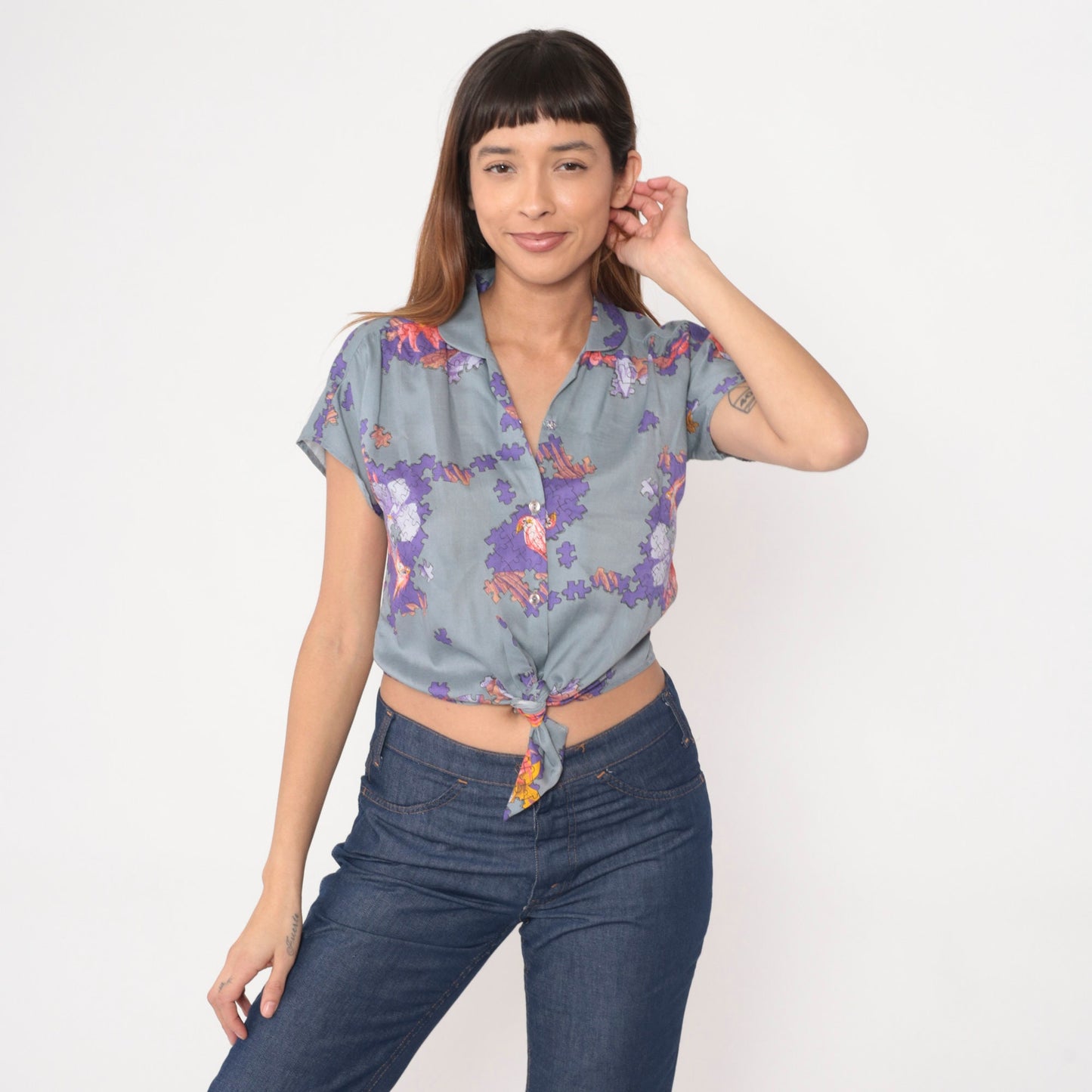 80s Tropical Bird Puzzle Pieces Tie Waist Shirt Grey Purple Rayon Small