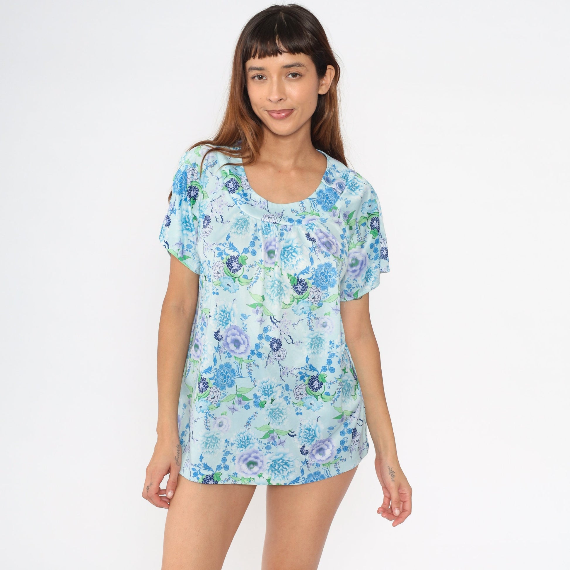 Y2K Light Blue Floral Blouse Short Sleeve Scoop Neck Pullover Medium Large