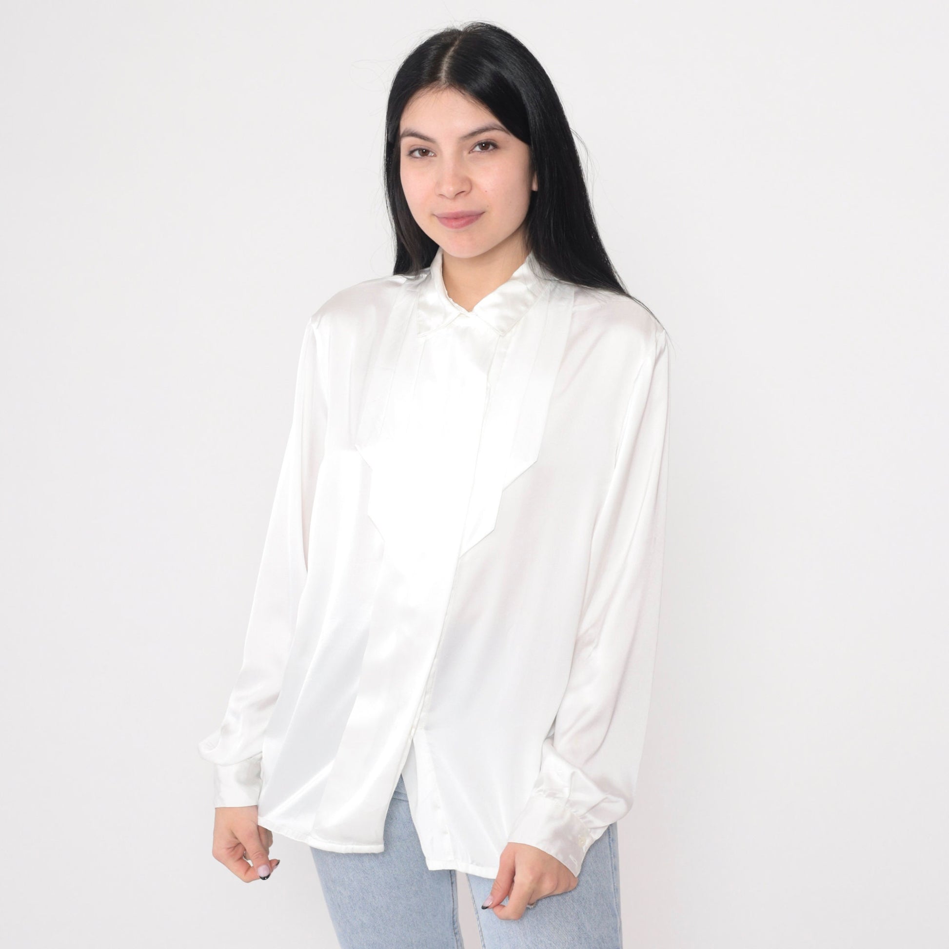 90s White Satin Pleated Blouse Long Sleeve Hidden Button Collared Large L