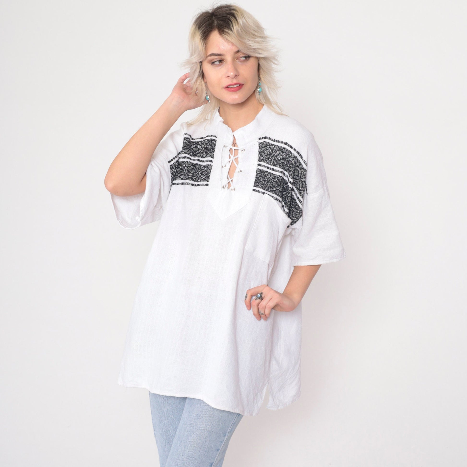 90s White Tunic Top Lace-Up Neckline Black Embroidery Short Sleeve Extra Large