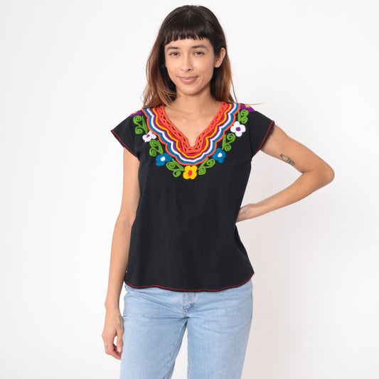 90s Mexican Floral Embroidered Blouse Black Cotton Short Sleeve Medium