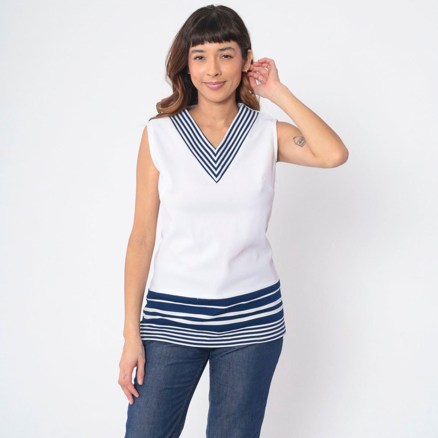 70s Nautical Striped V-Neck Tank Top White Blue Chevron Sleeveless Small