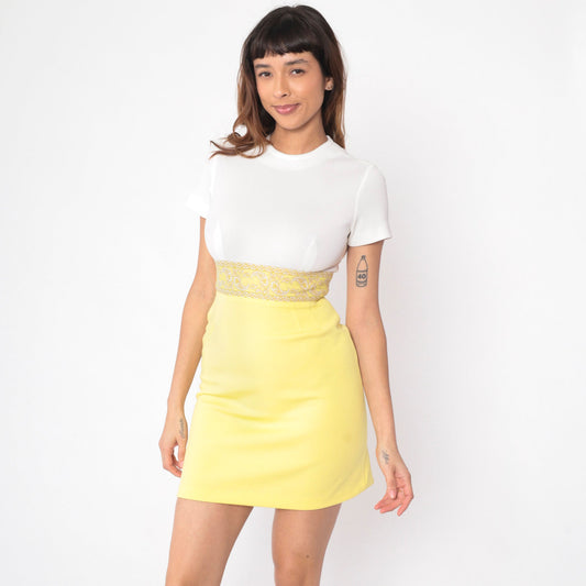 60s White Yellow Paisley Empire Waist Mini Dress Short Sleeve Extra Small XS