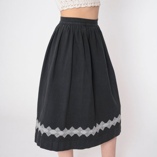 60s Black Midi Skirt White Geometric Embroidered High Waisted Pleated Cotton Extra Small