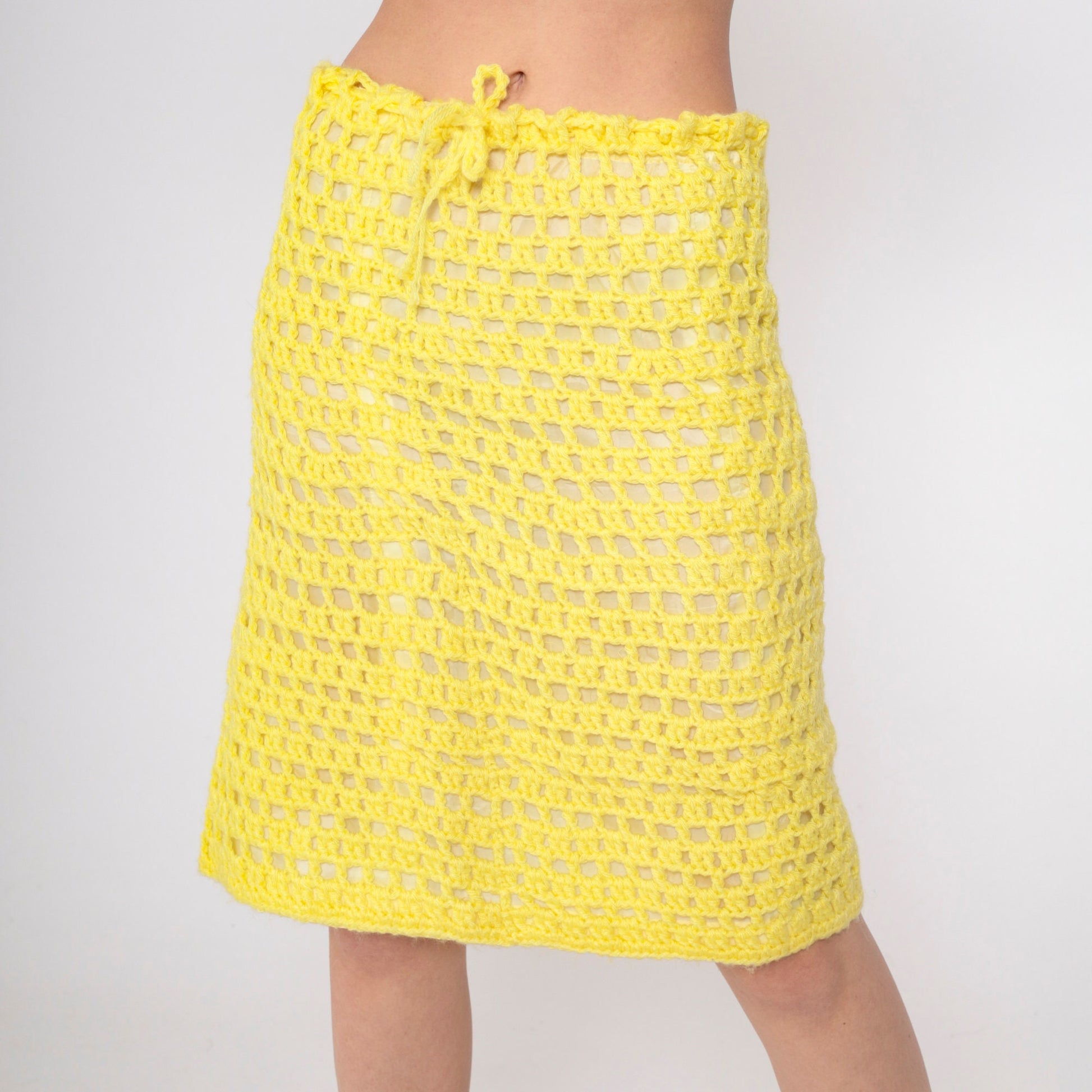 70s Yellow Crochet Midi Skirt High Waisted Open Weave Drawstring Small