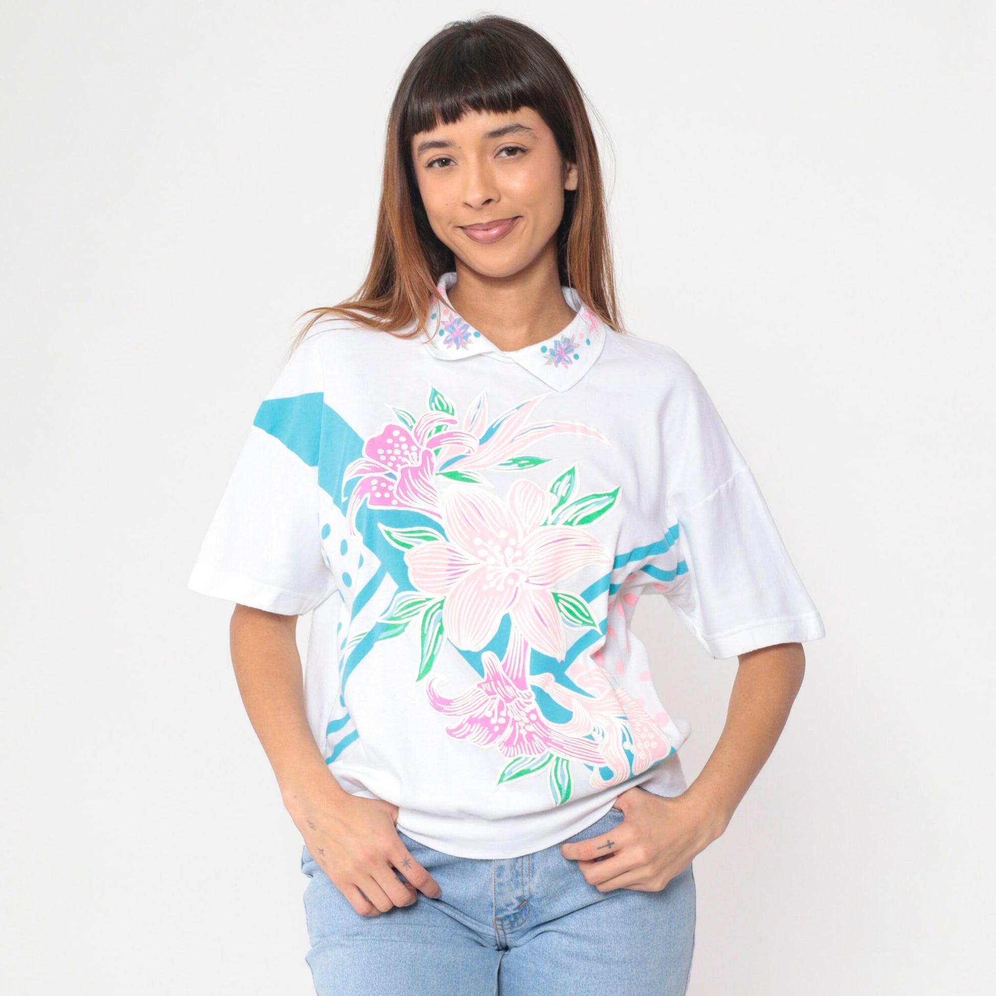 90s White Floral Collared Blouse Abstract Lily Print Short Sleeve Banded Hem Large L