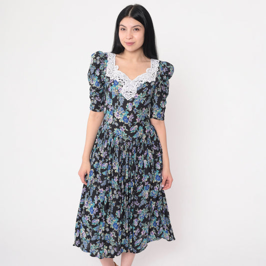 80s Black Floral Midi Dress Puff Sleeve Princess Seams Basque Waist Rayon XXS