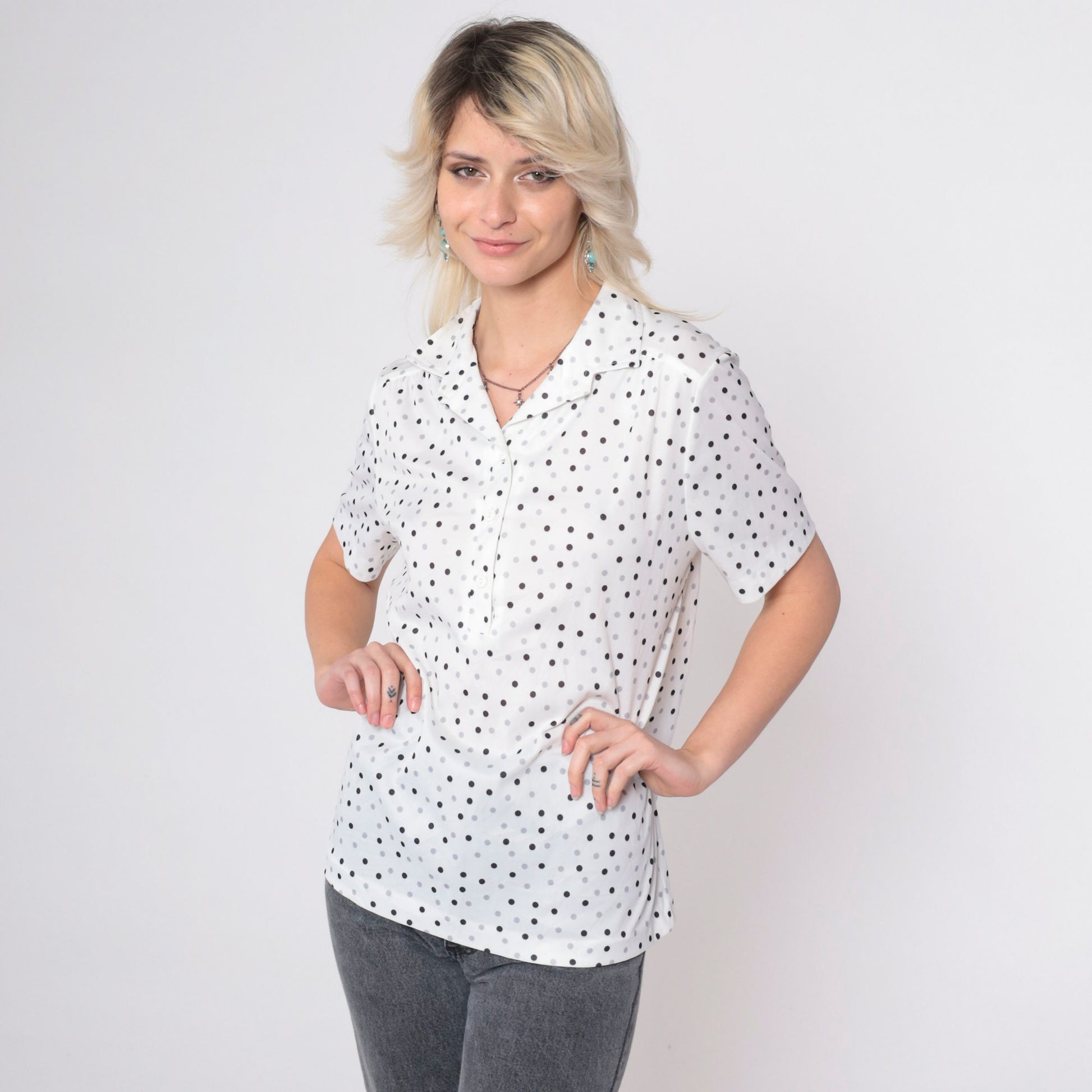 70s Polka Dot Button-Up Blouse White Black Grey Short Sleeve Medium