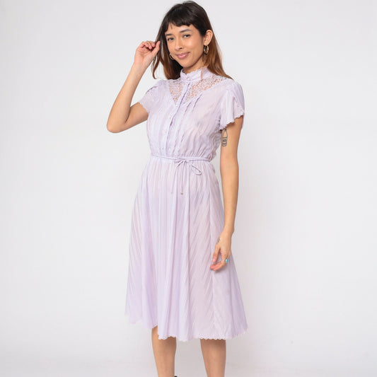 70s Lavender Striped Prairie Dress Lace Yoke Button-Up Tulip Sleeve Small