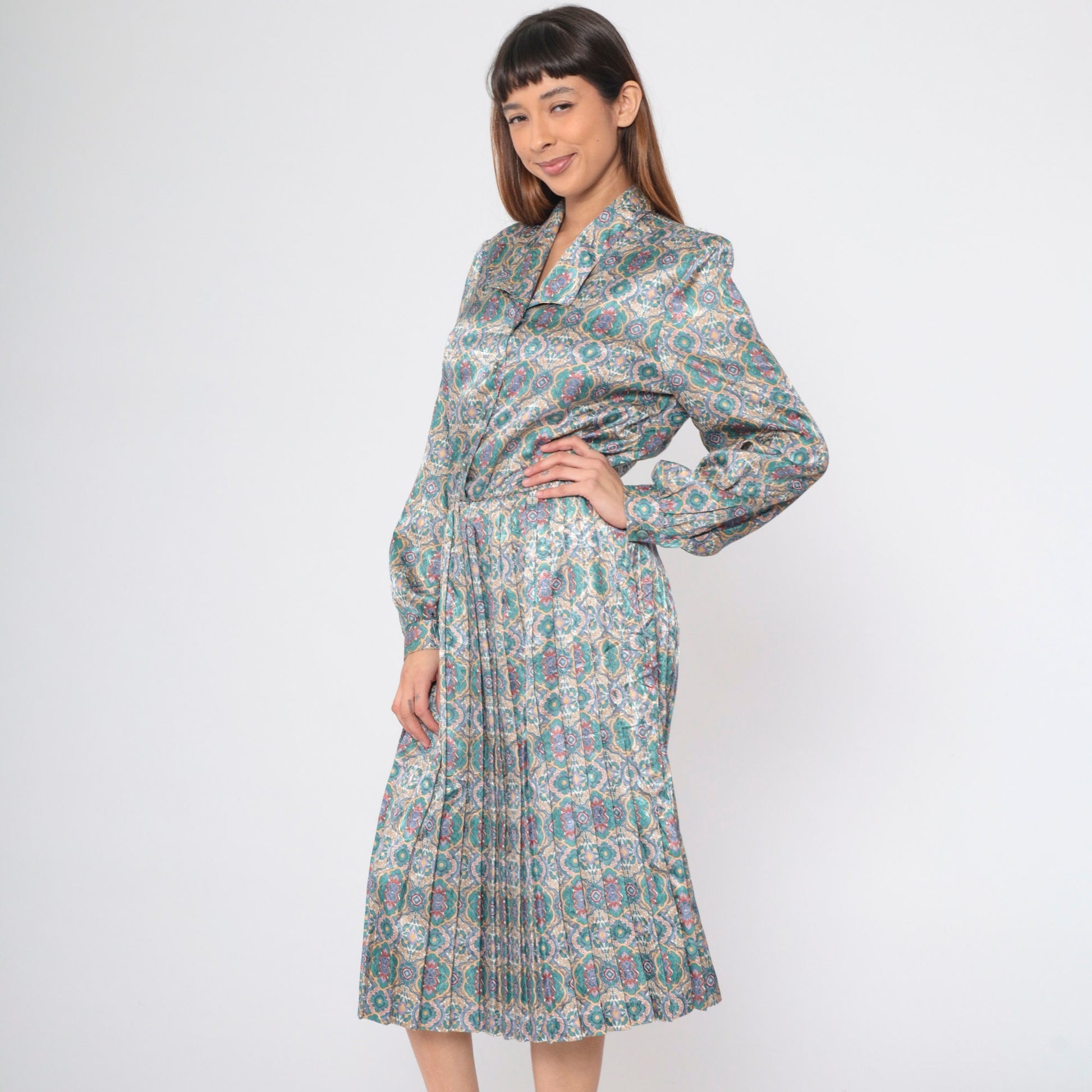 80s Shirtwaist Midi Dress Floral Mandala Print High Waisted Pleated Medium