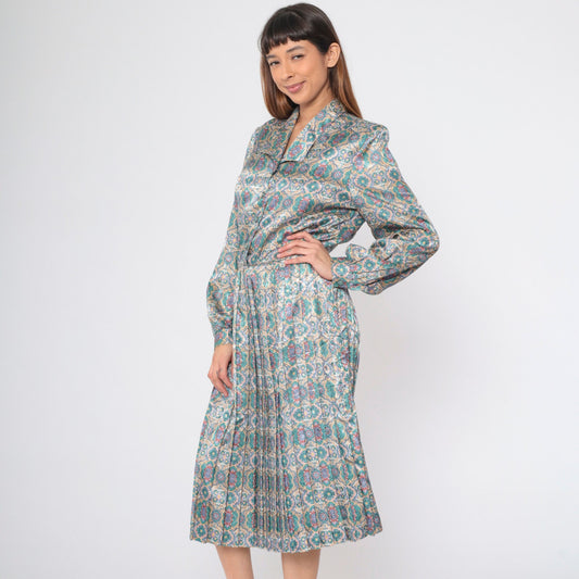 80s Shirtwaist Midi Dress Floral Mandala Print High Waisted Pleated Medium