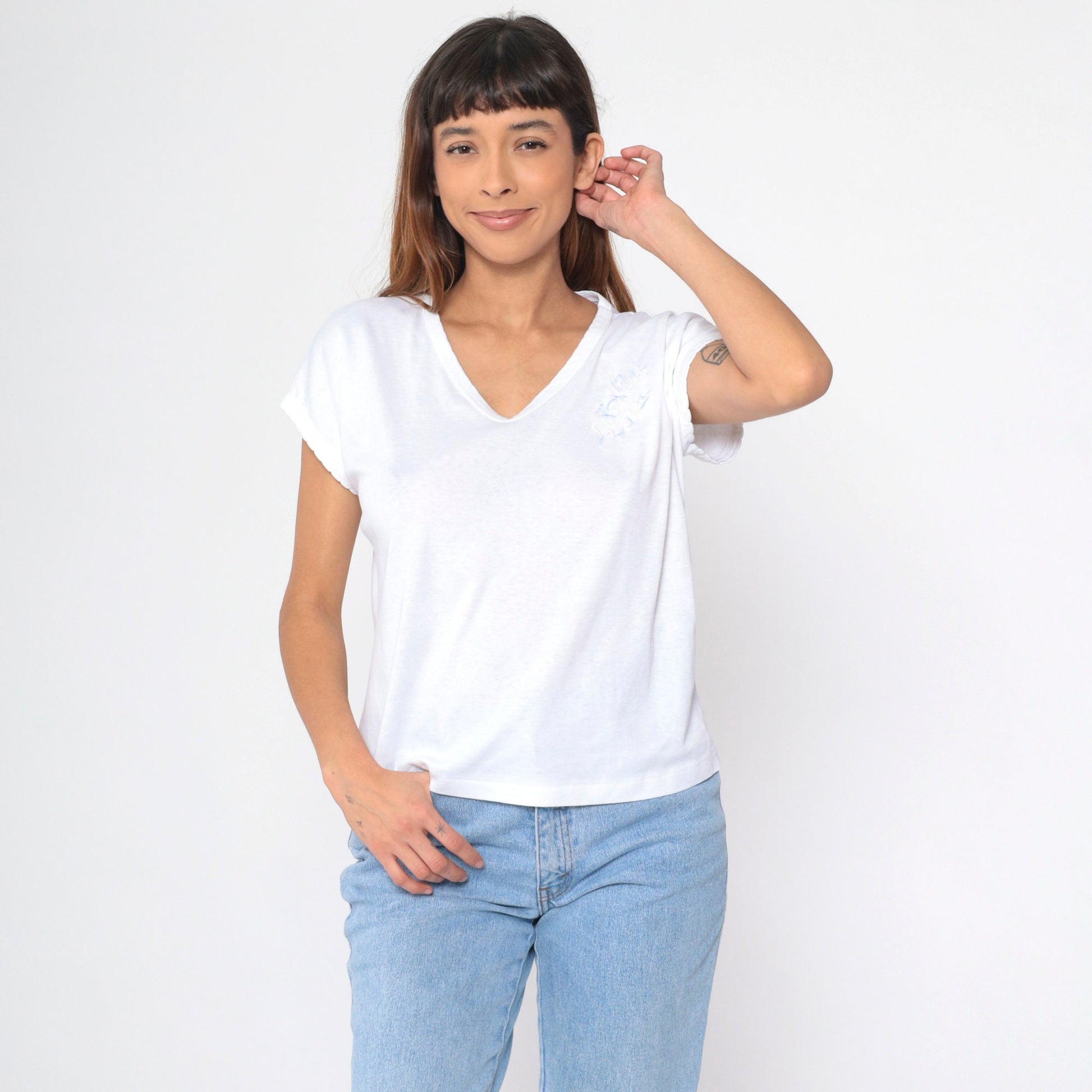 80s Allana of New York Floral Embroidered T-Shirt White Cap Sleeve V-Neck Large